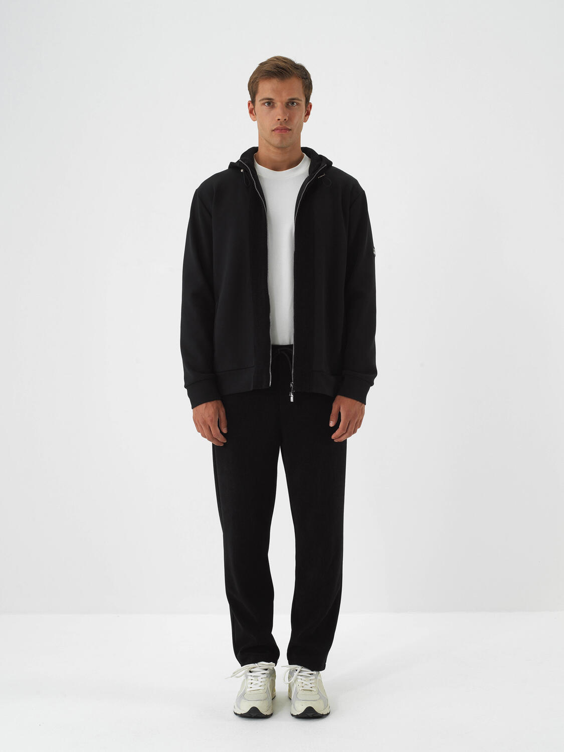 Siyah Pamuk Dokulu Regular Fit Sweatmont - 2