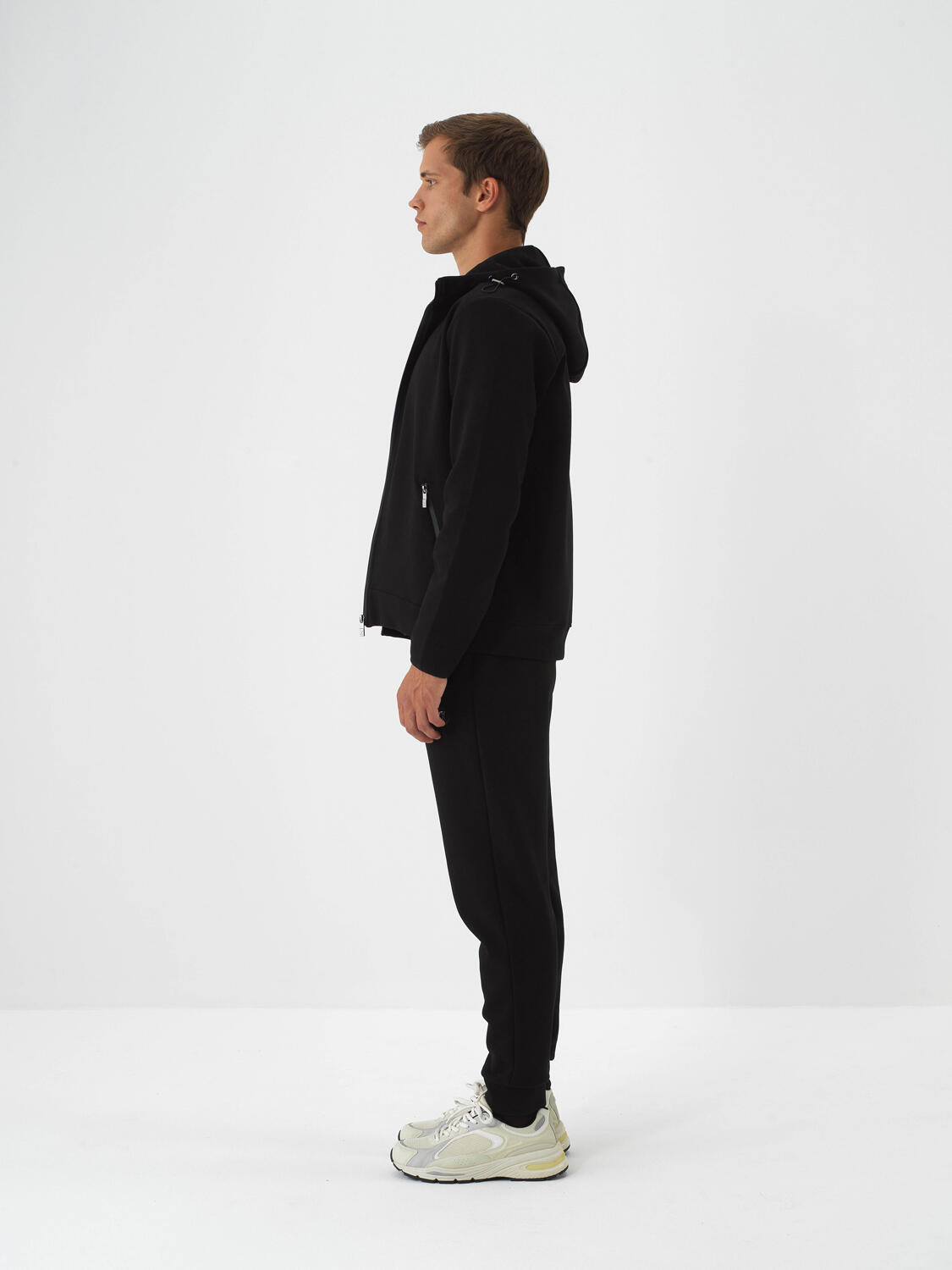 Siyah Pamuk Dokulu Regular Fit Sweatmont - 3