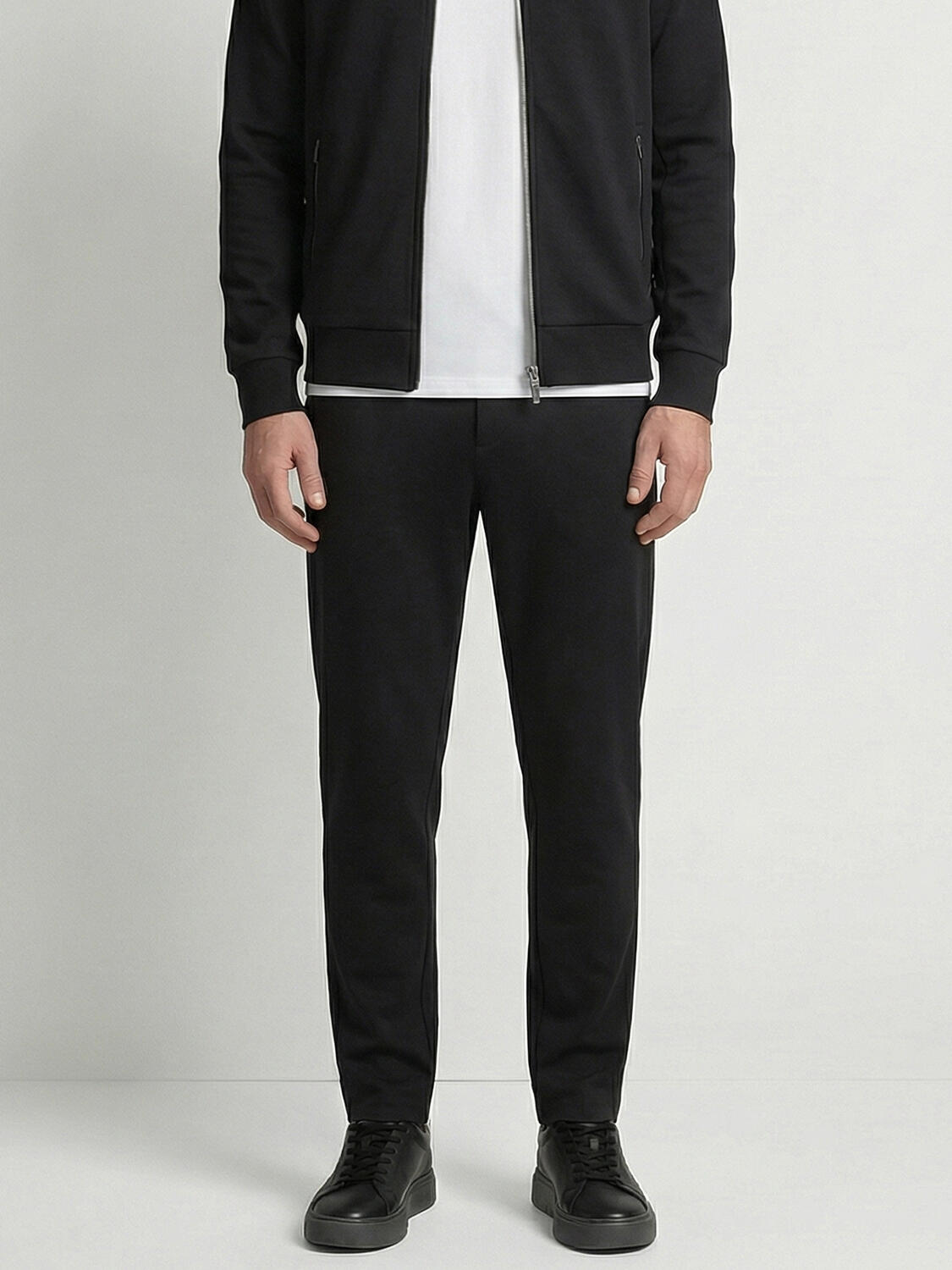 Siyah Pamuk Dokulu Regular Fit Sweatmont - 3