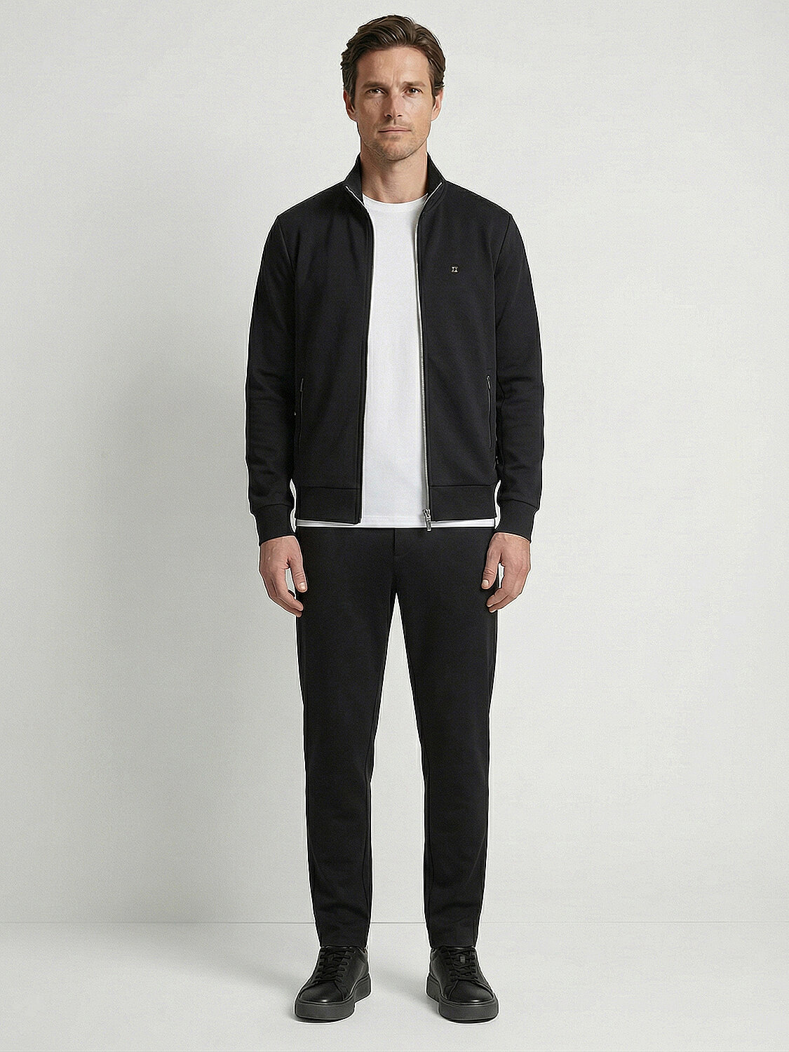 Siyah Pamuk Dokulu Regular Fit Sweatmont (1)