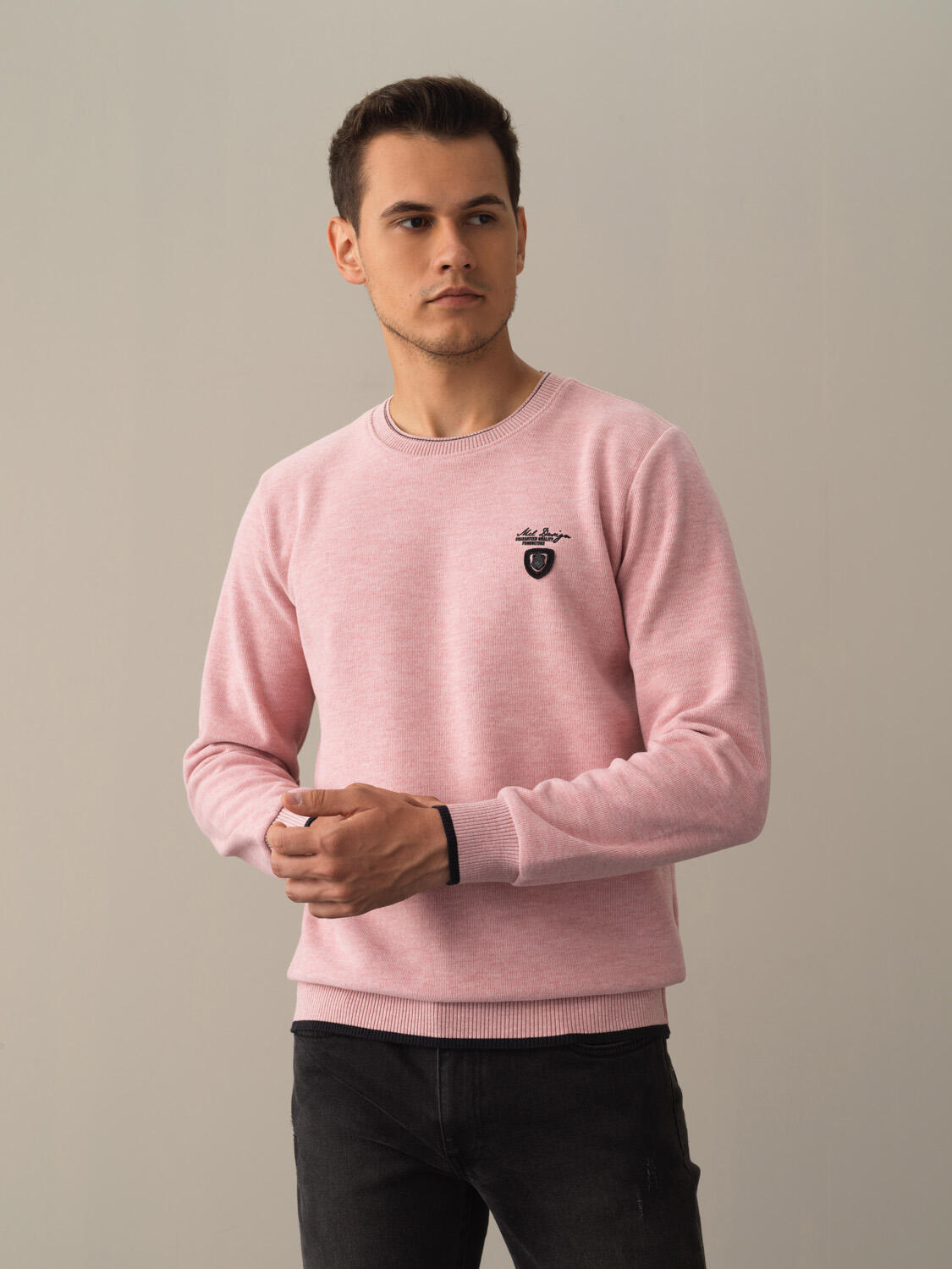 27643  SWEATSHIRT