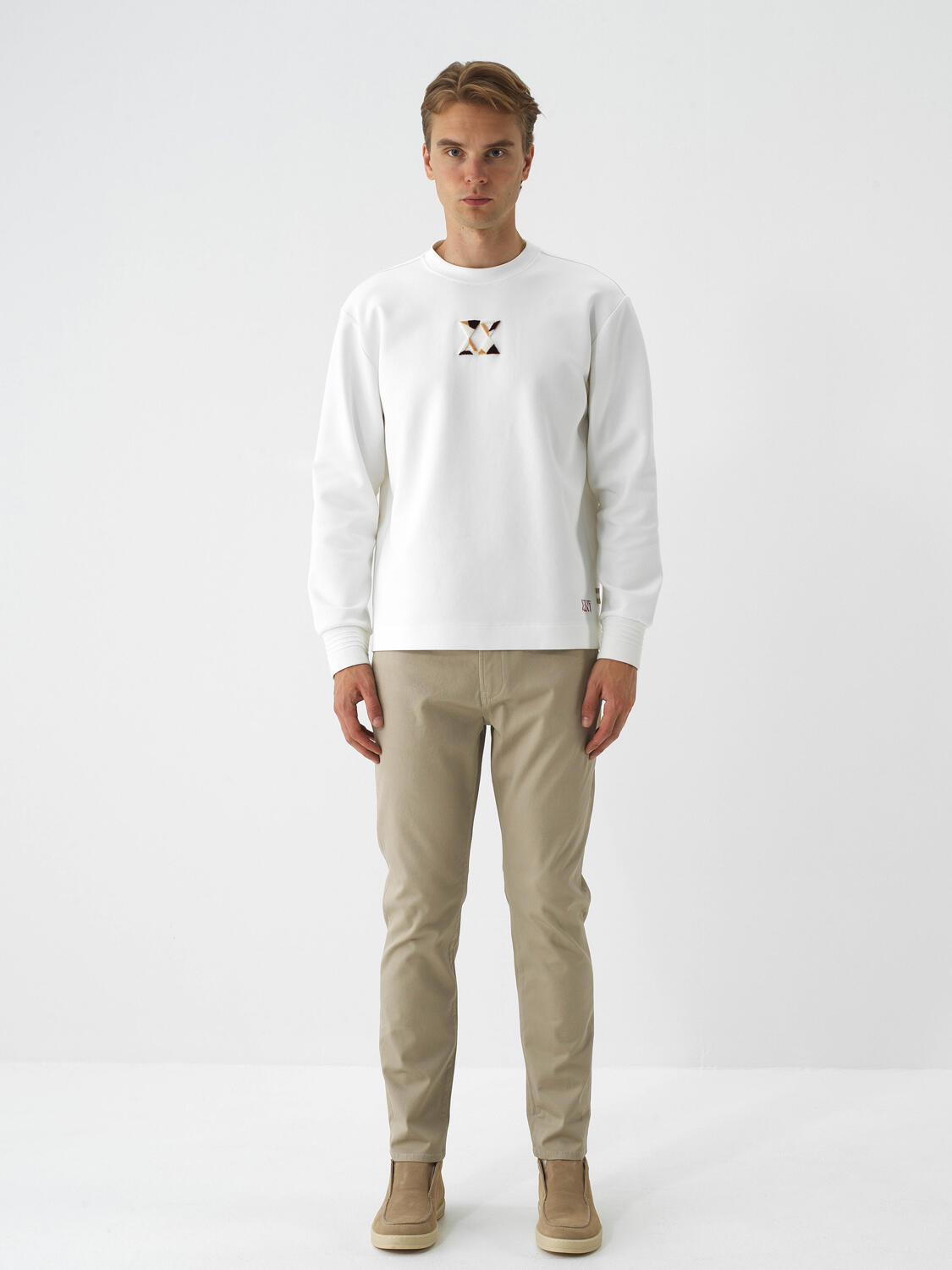 Ekru Pamuk Dokulu Regular Fit Sweatshirt