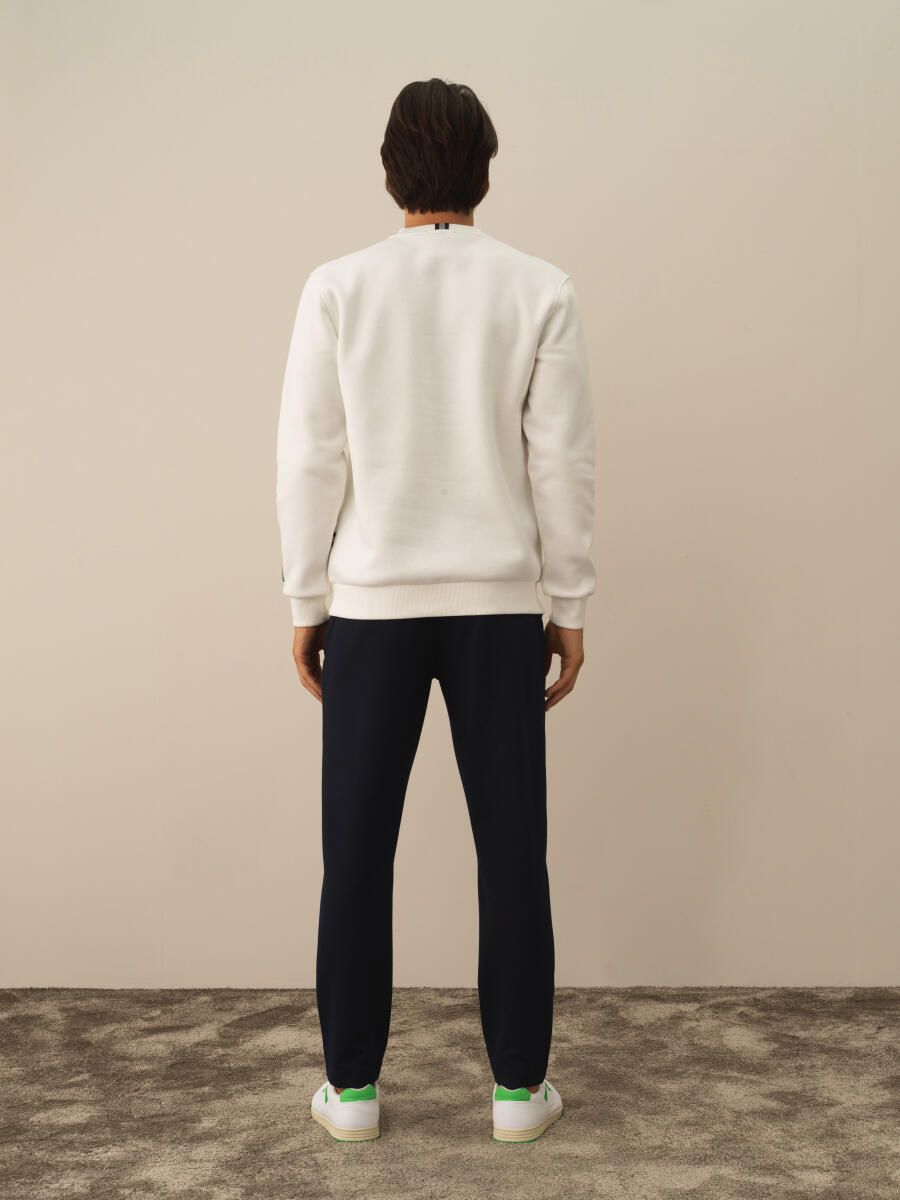Kırık Beyaz Pamuk Dokulu Regular Fit Sweatshirt - 4