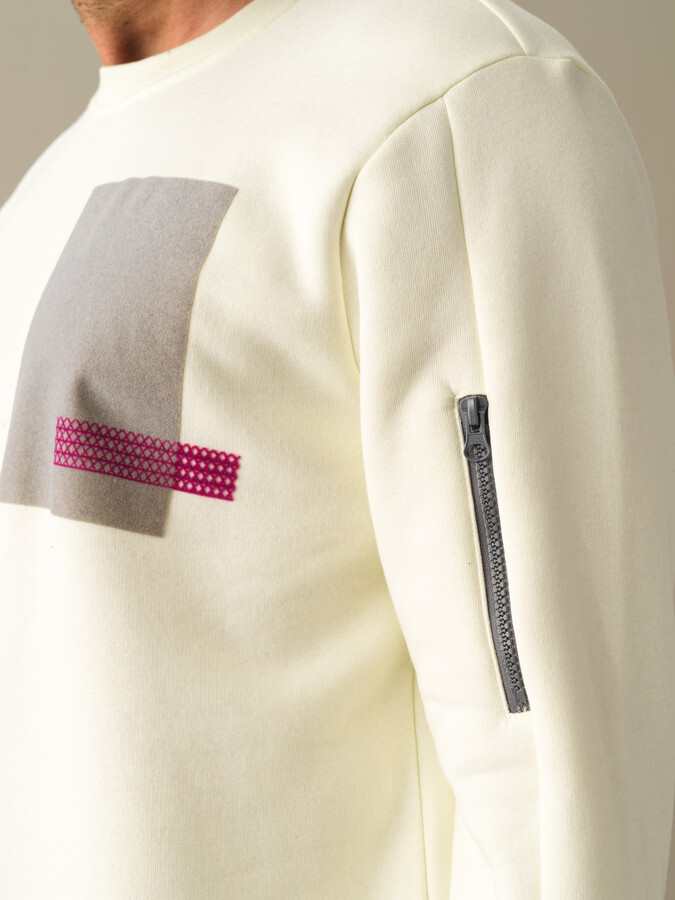 Ekru Pamuk Dokulu Regular Fit Baskılı Sweatshirt - Xint