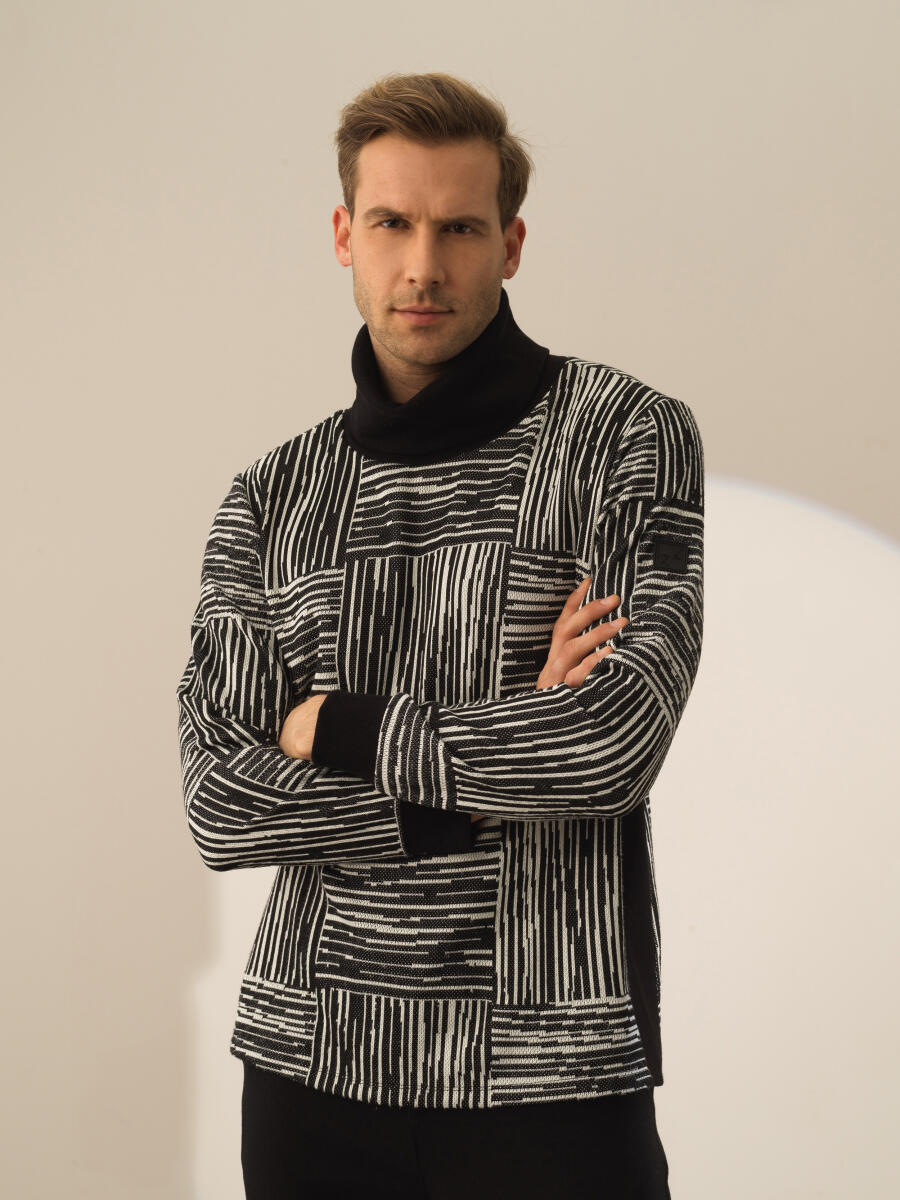 Siyah Regular Fit Balıkçı Yaka Sweatshirt - 1