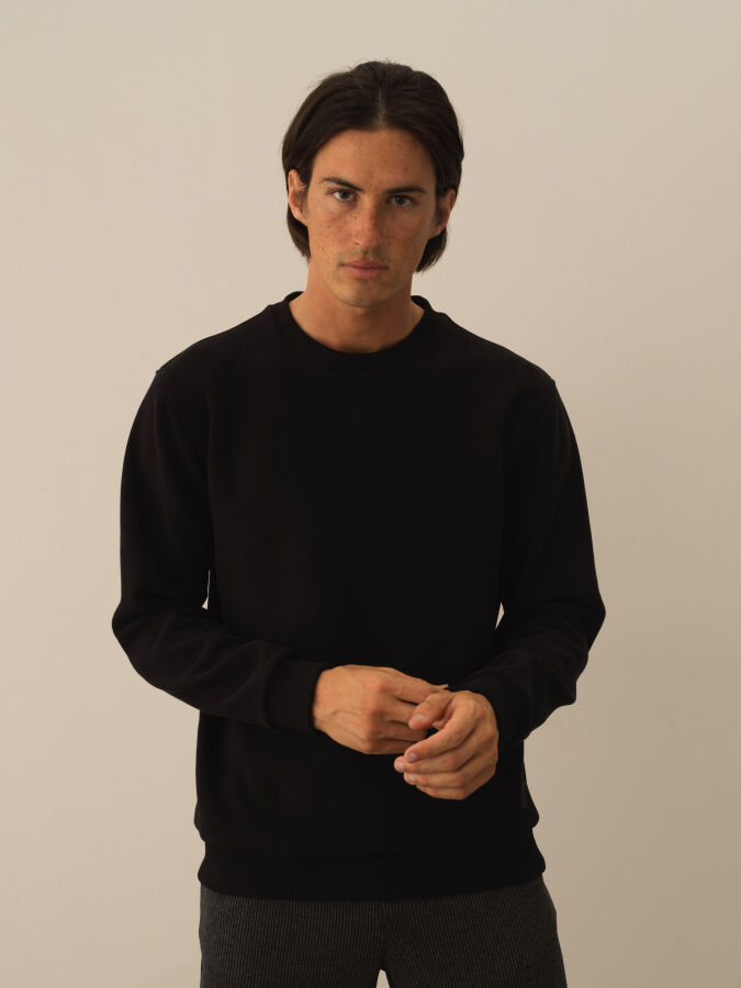 Siyah Regular Fit Bisiklet Yaka Pamuklu Sweatshirt - 1