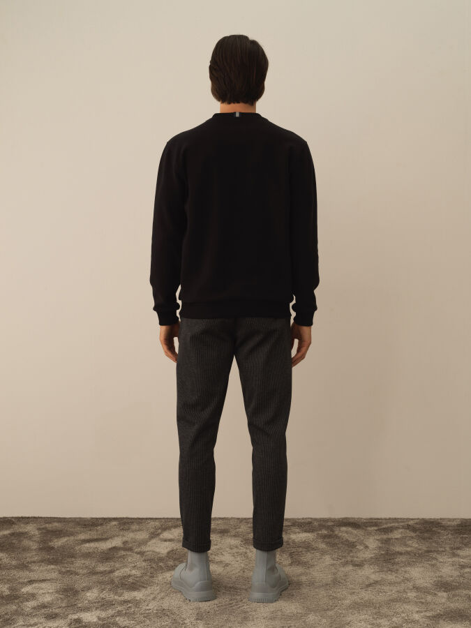 Siyah Regular Fit Bisiklet Yaka Pamuklu Sweatshirt - 2