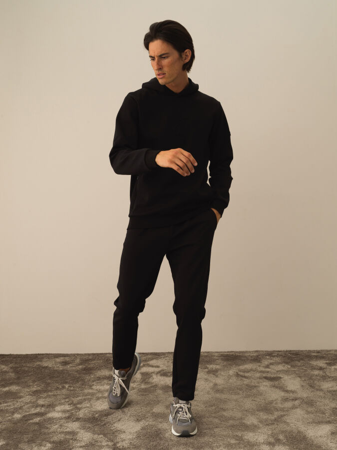 Siyah Pamuk Dokulu Regular Fit Sweatshirt - Xint