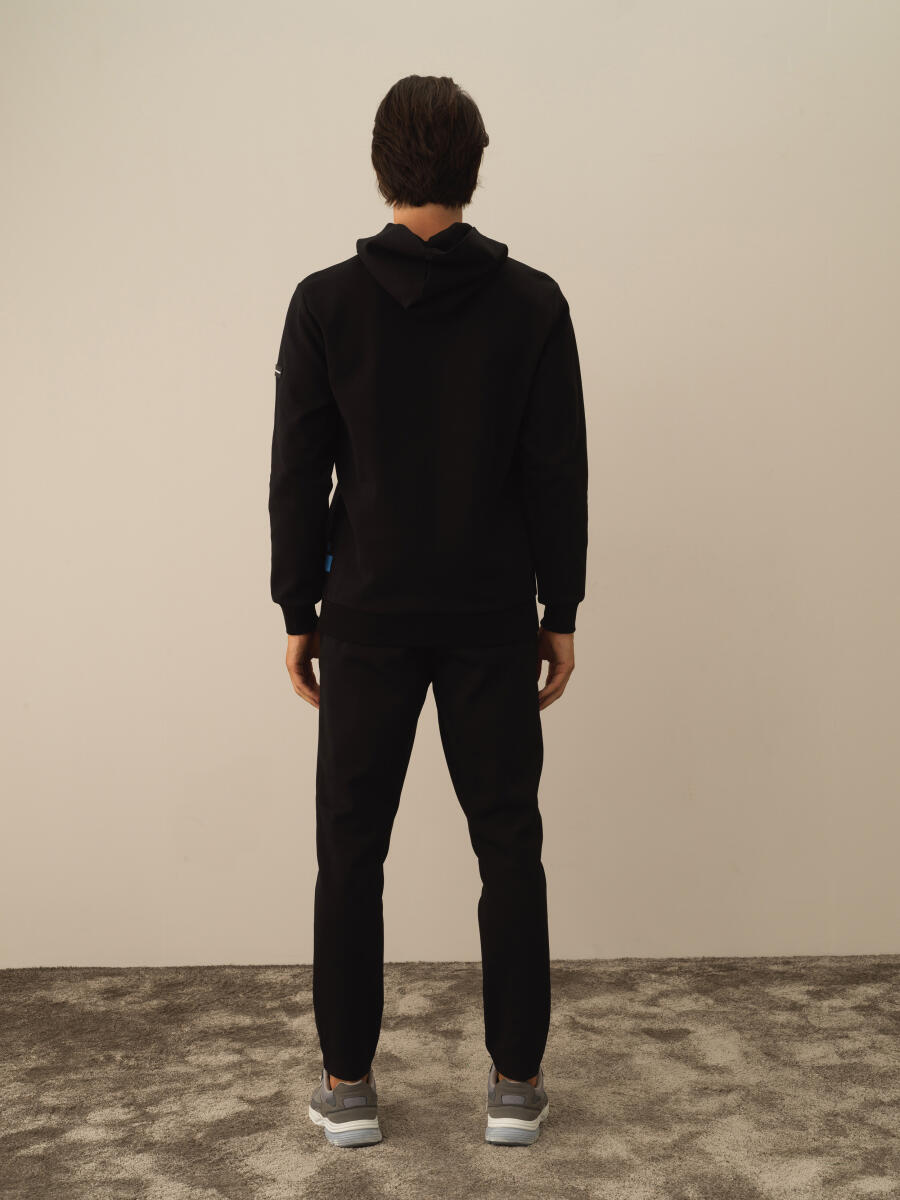 Siyah Pamuk Dokulu Regular Fit Sweatshirt - 5