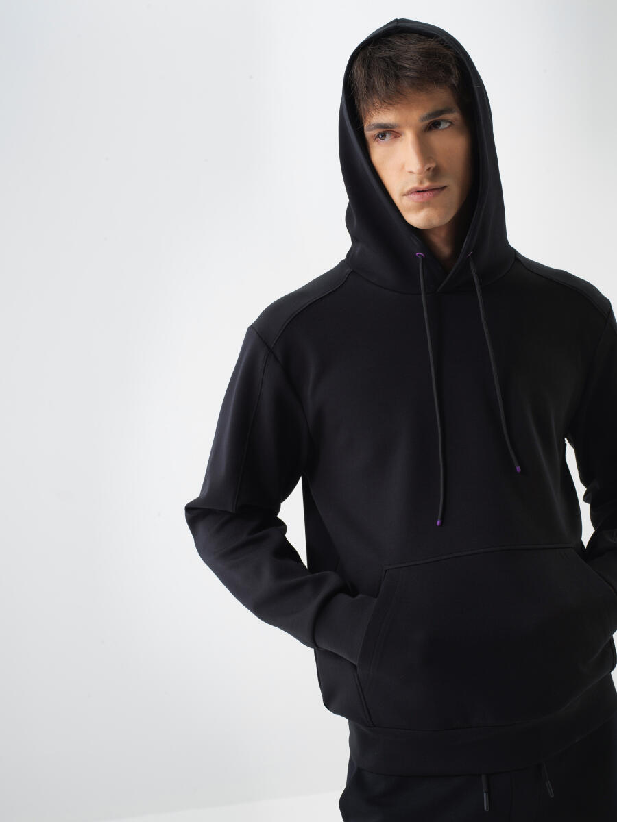 Siyah Pamuk Dokulu Regular Fit Sweatshirt