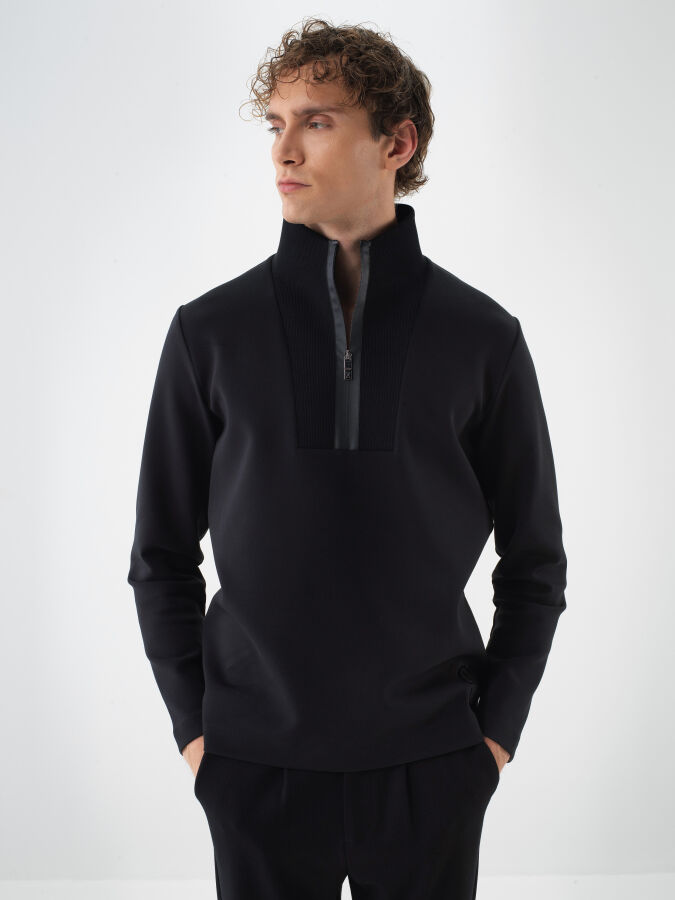 Siyah Pamuk Dokulu Regular Fit Sweatshirt - Xint