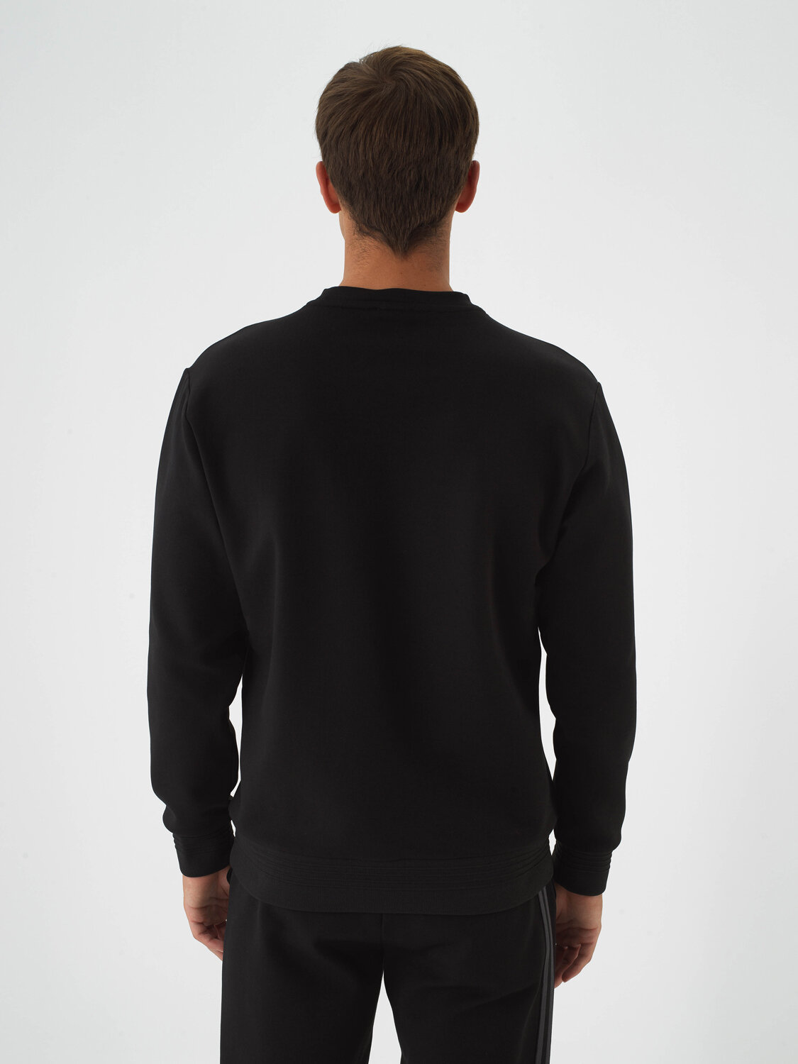 Siyah Pamuk Dokulu Regular Fit Sweatshirt - Xint