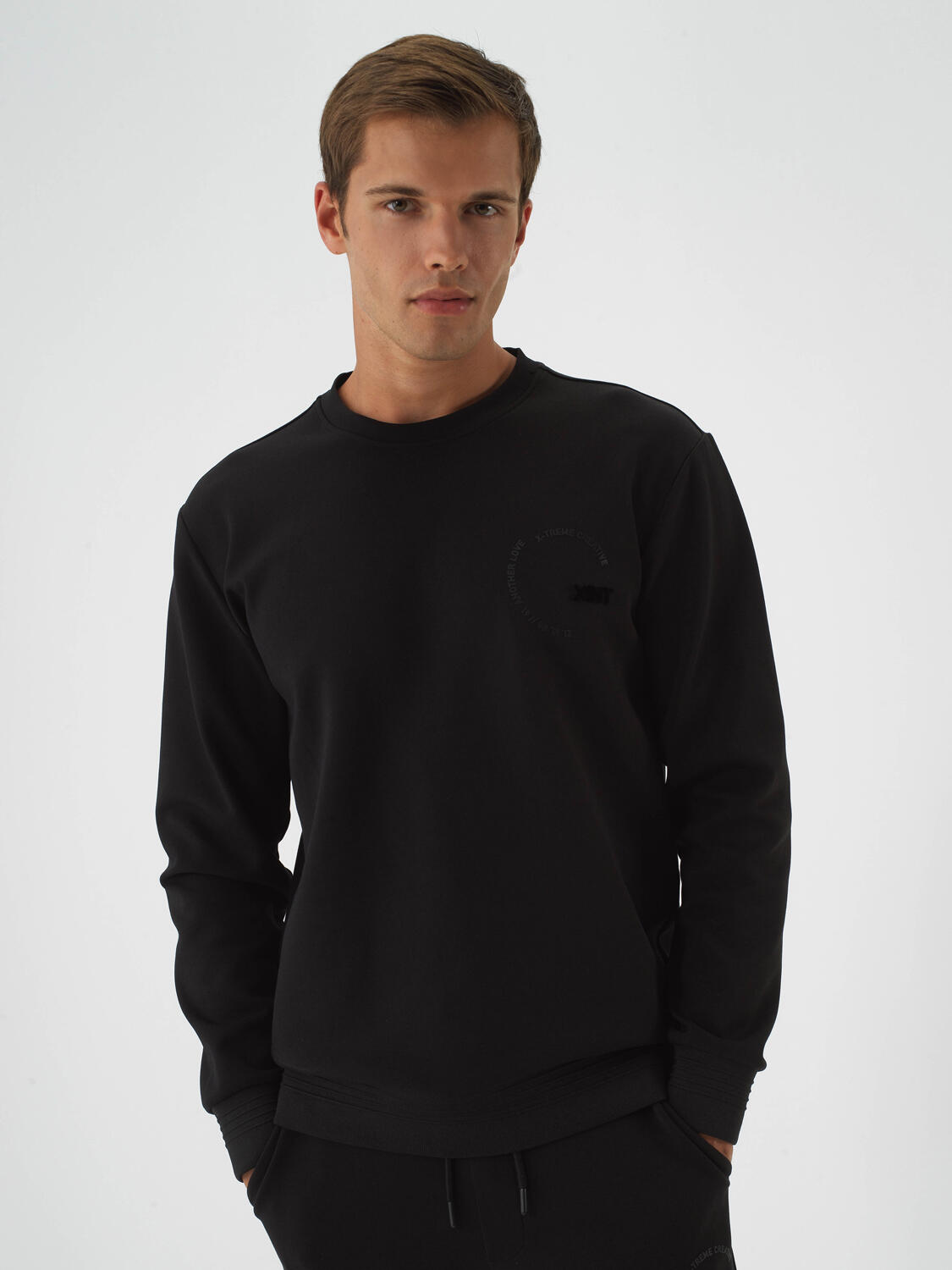 Siyah Pamuk Dokulu Regular Fit Sweatshirt