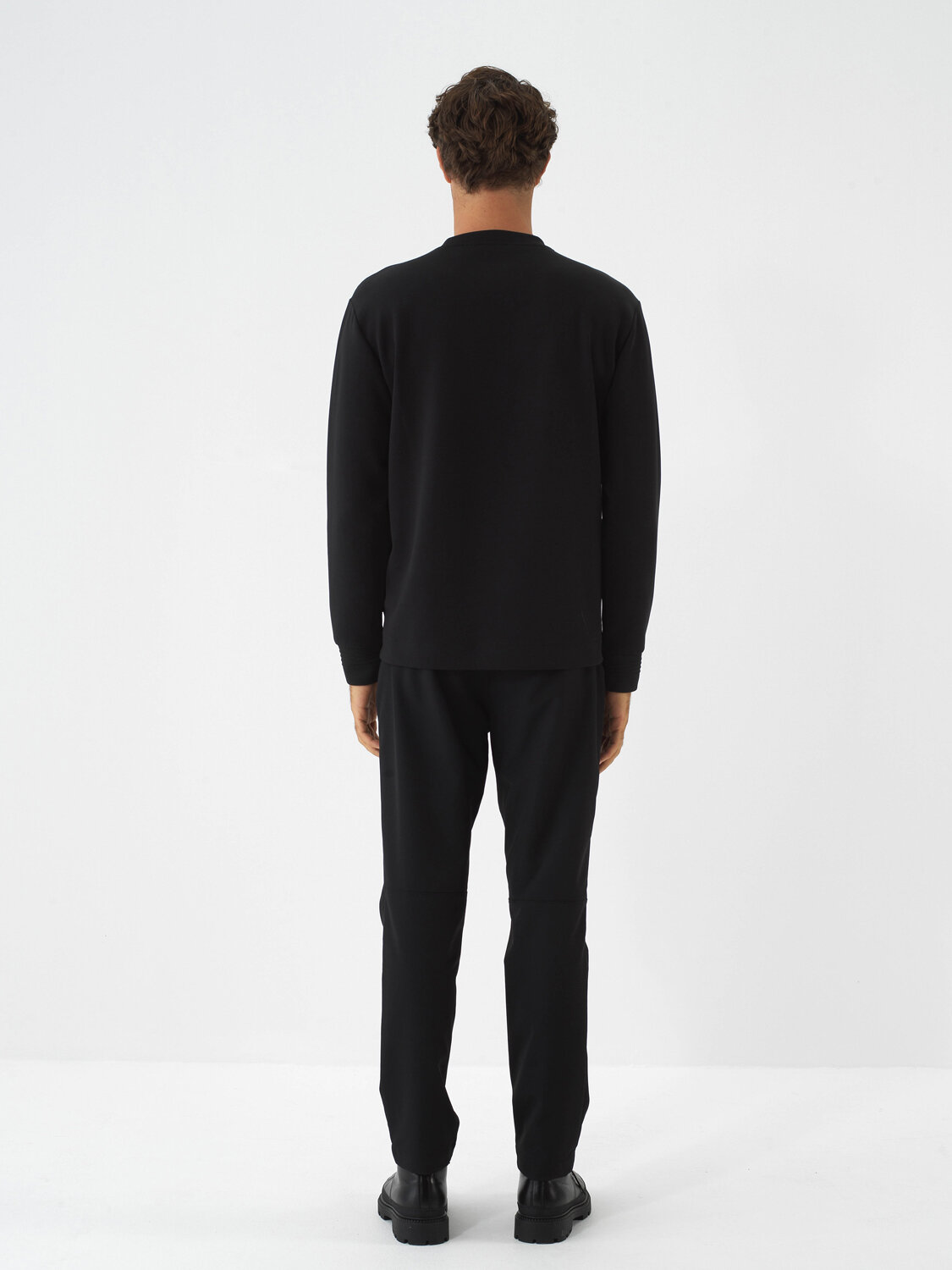 Siyah Pamuk Dokulu Regular Fit Sweatshirt - Xint