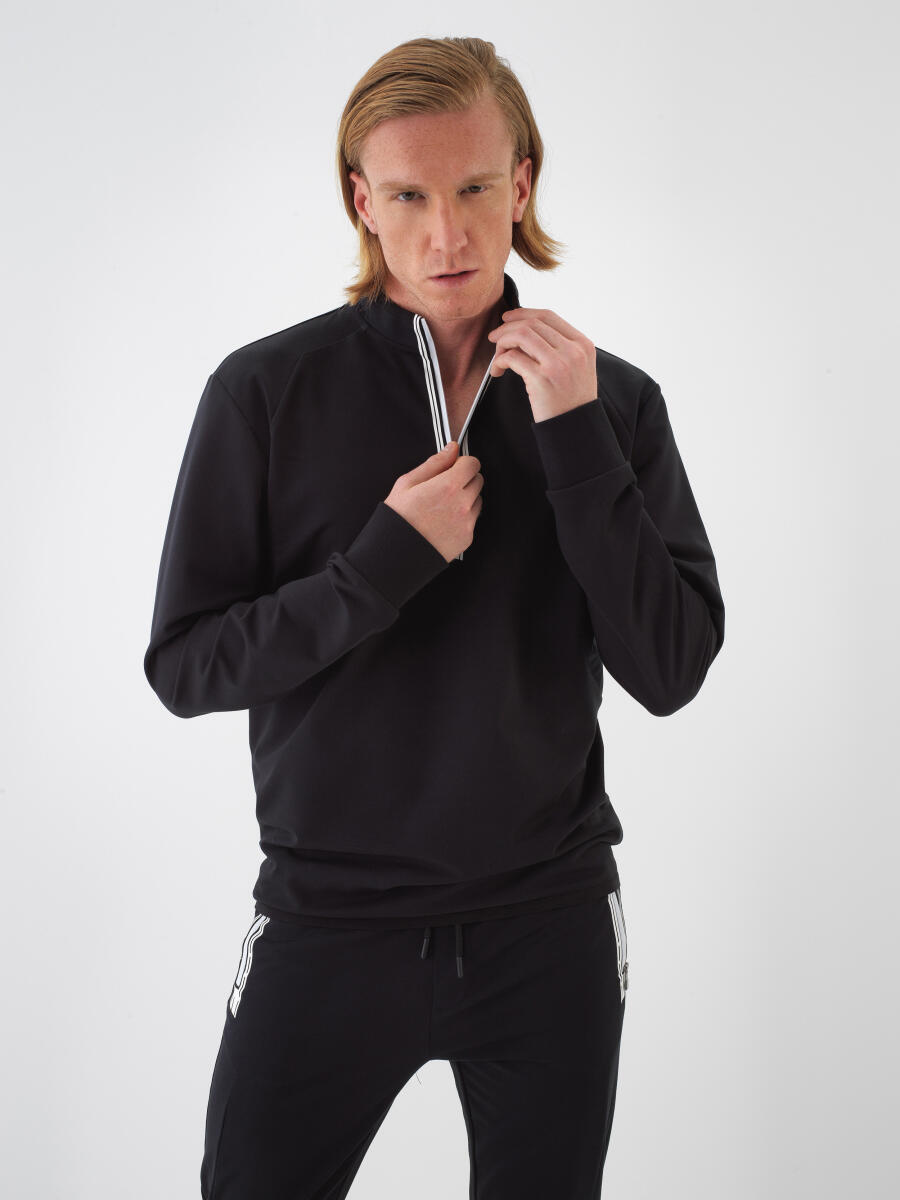 Siyah Pamuk Dokulu Slim Fit Sweatshirt - 1