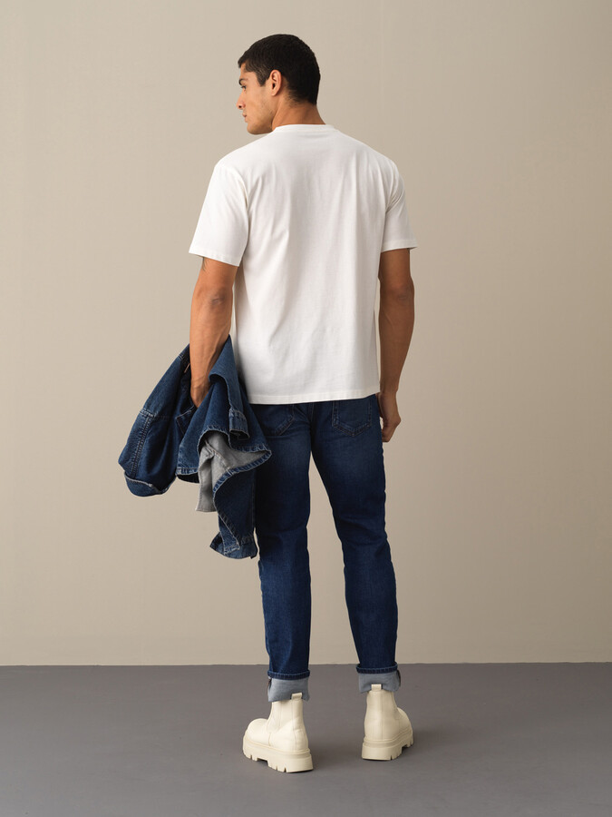 Beyaz Pamuk Dokulu Oversize Baskılı Tişört - Xint