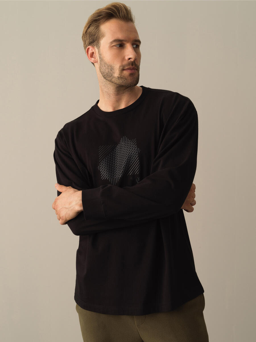 Siyah Pamuk Dokulu Regular Fit Baskılı 