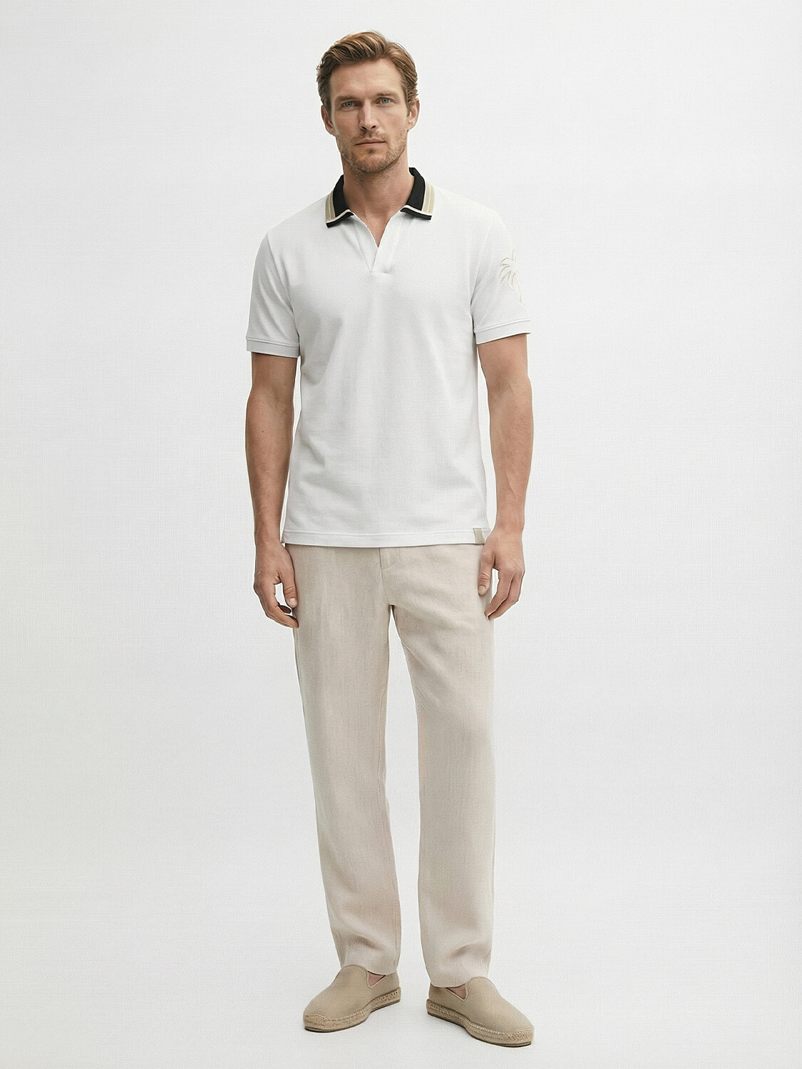 Beyaz Pamuk Dokulu Regular Fit Tişört (1)