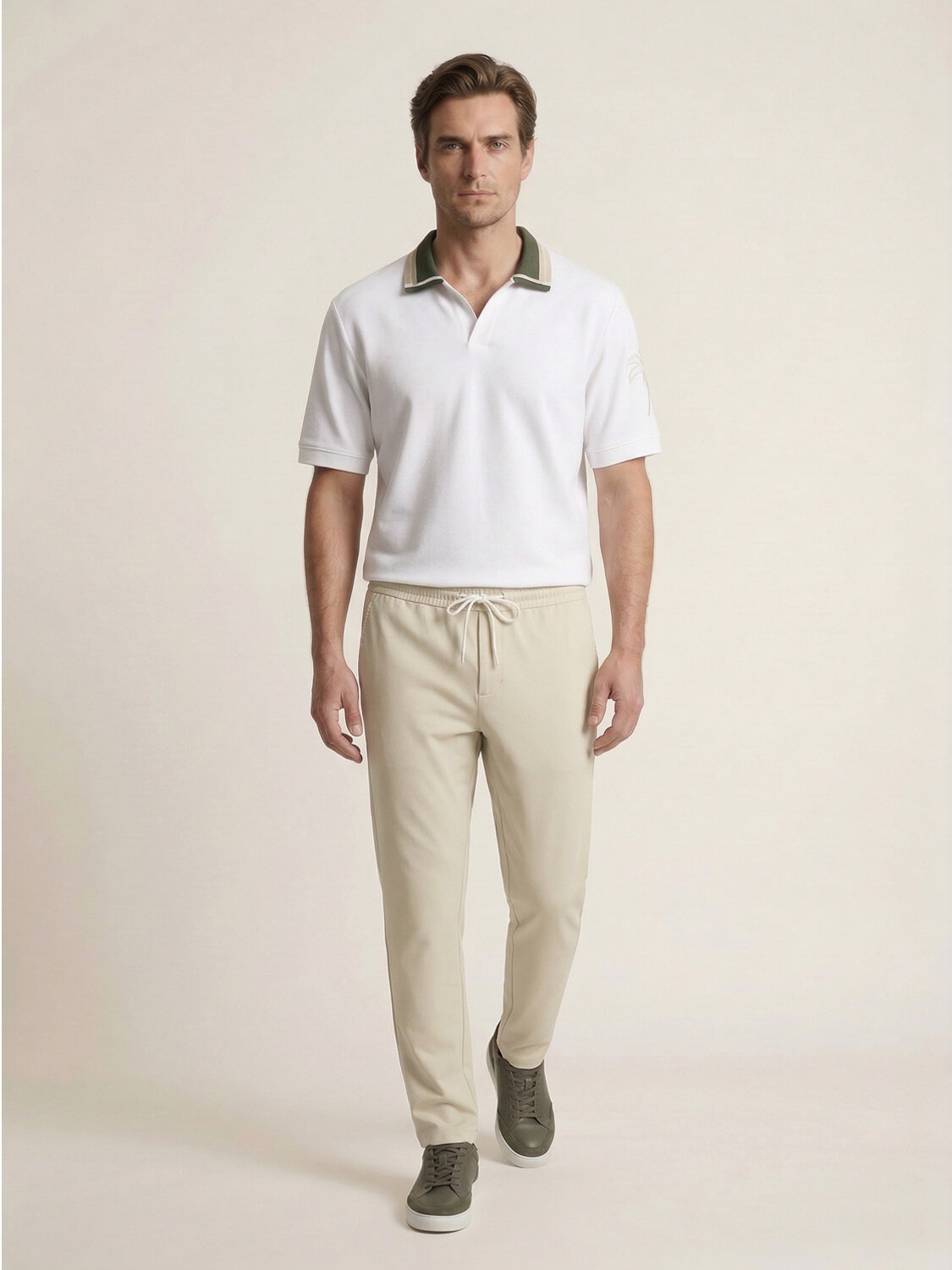 Beyaz Pamuk Dokulu Regular Fit Tişört (1)