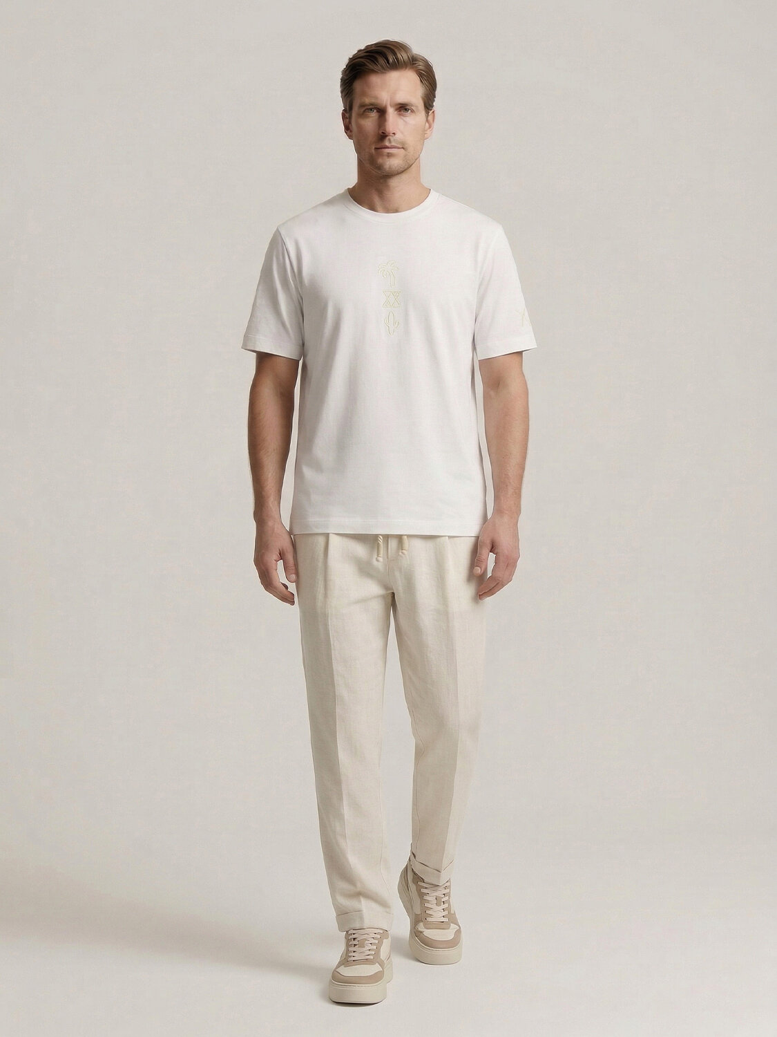 Beyaz Pamuk Dokulu Regular Fit Tişört (1)