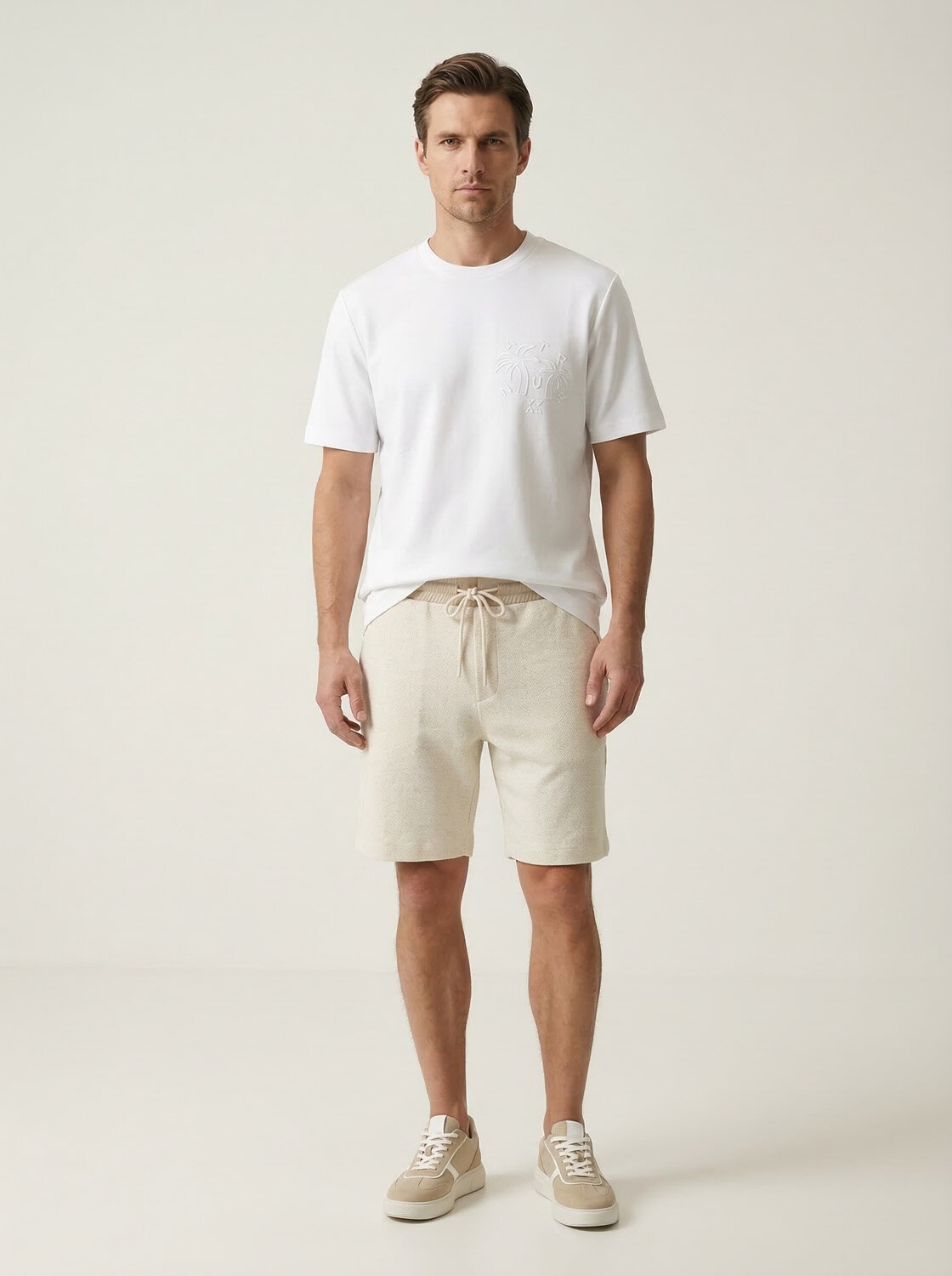 Beyaz Pamuk Dokulu Regular Fit Tişört - 4