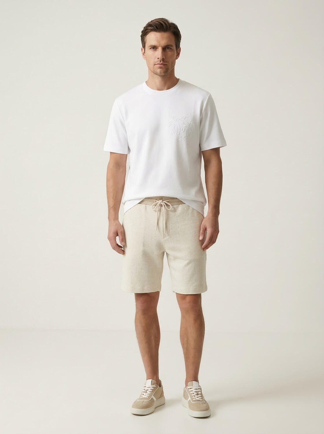 Beyaz Pamuk Dokulu Regular Fit Tişört - 4