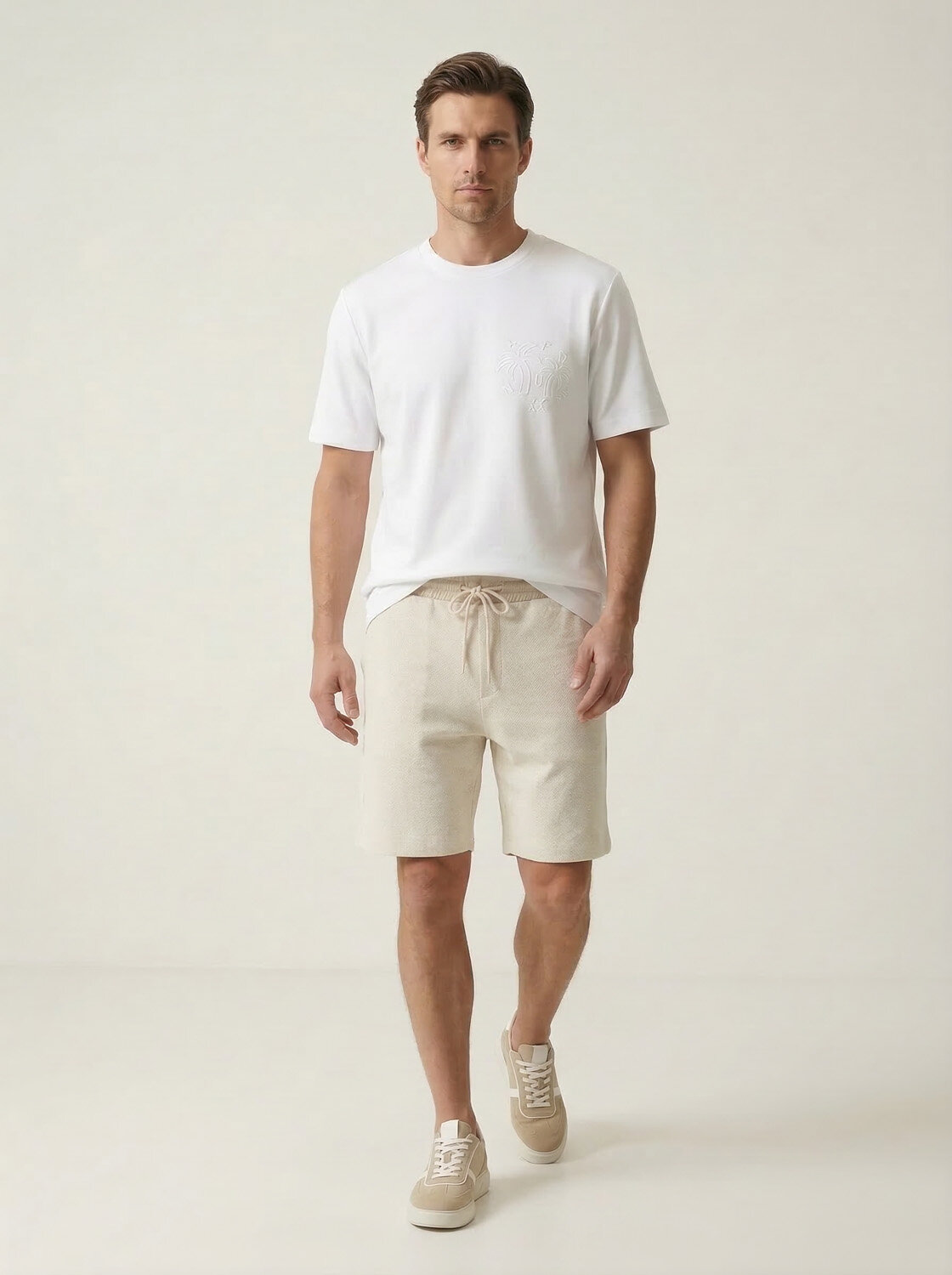 Beyaz Pamuk Dokulu Regular Fit Tişört (1)