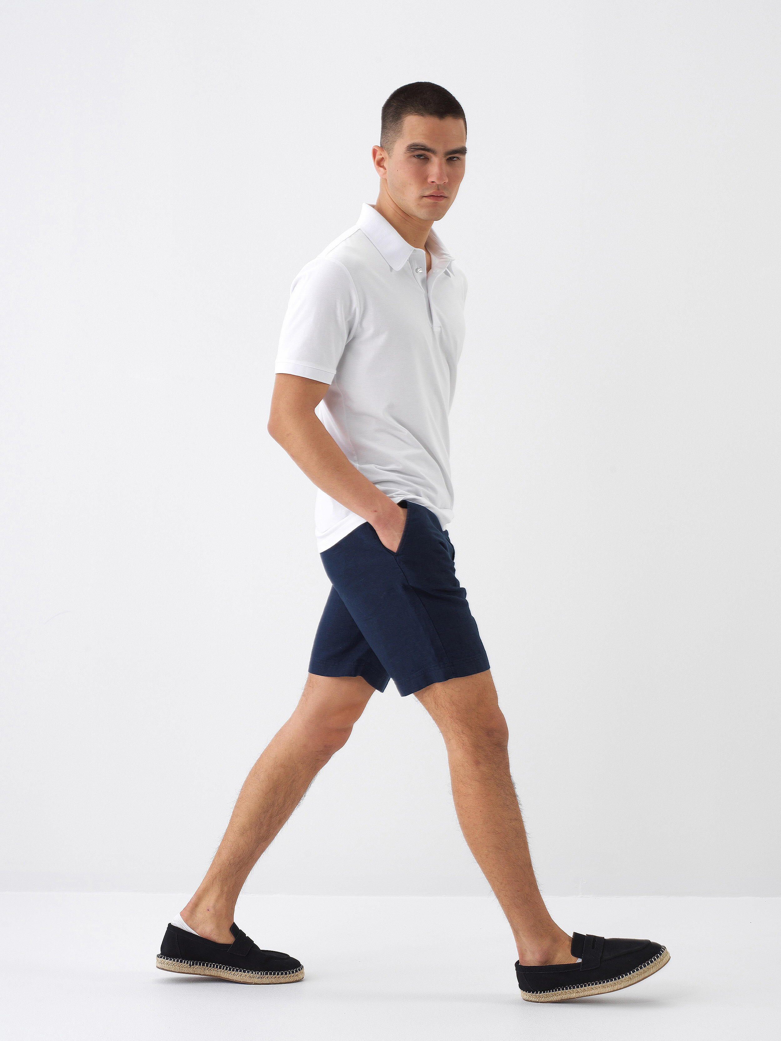 Beyaz Pamuk Dokulu Slim Fit Tişört - 2