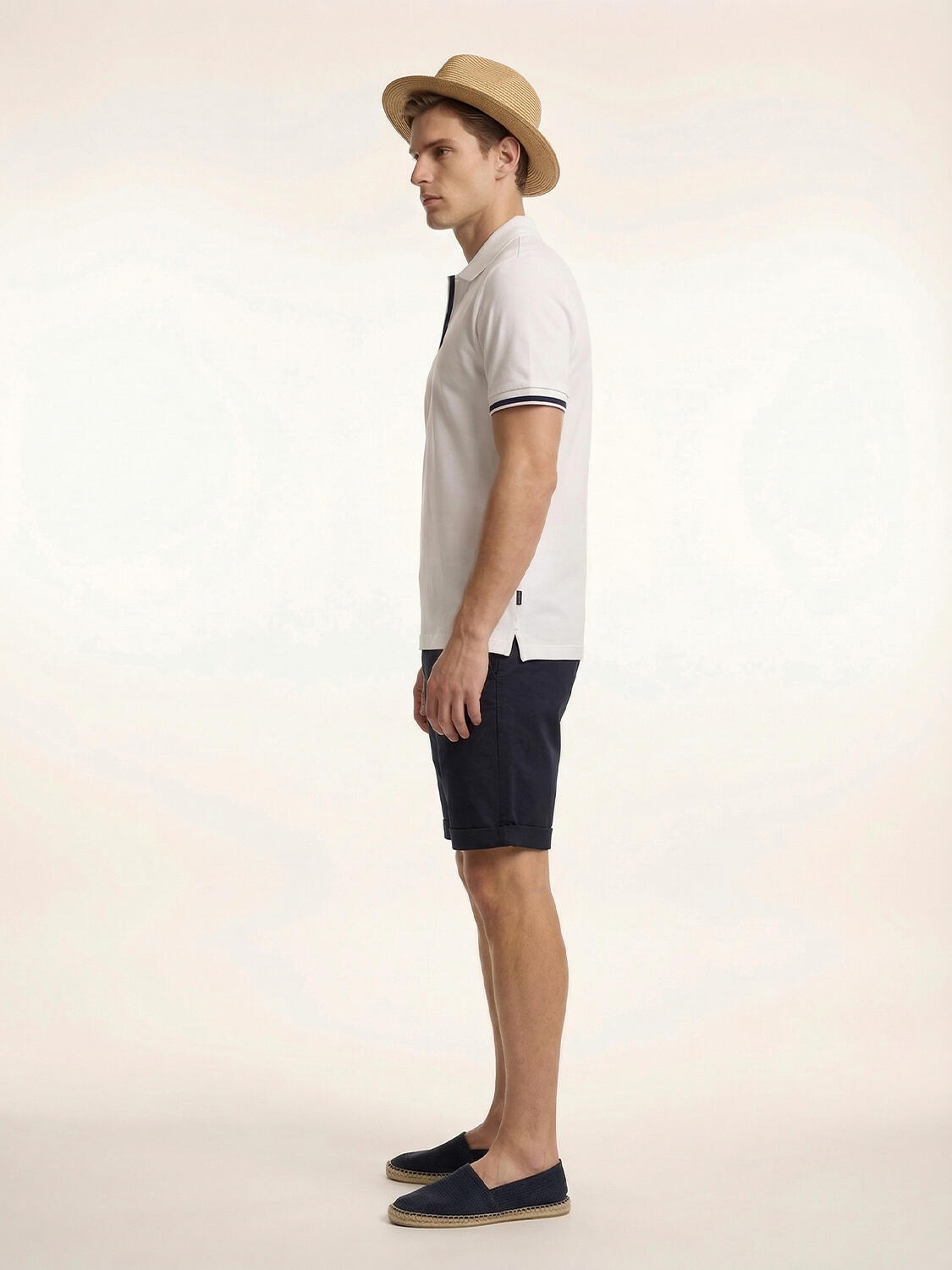 Beyaz Pamuk Dokulu Slim Fit Tişört - 3