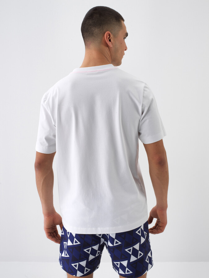Beyaz Pamuk Dokulu Regular Fit Tişört - 4