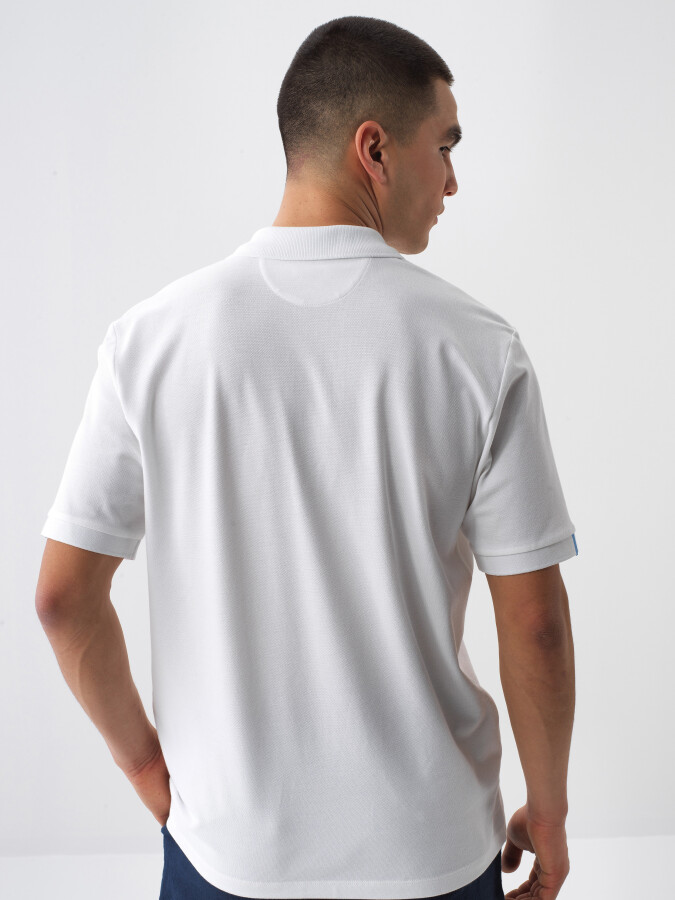 Beyaz Pamuk Dokulu Regular Fit Tişört - 5