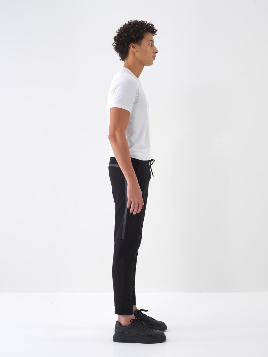 Beyaz Pamuk Dokulu Slim Fit Tişört - 3