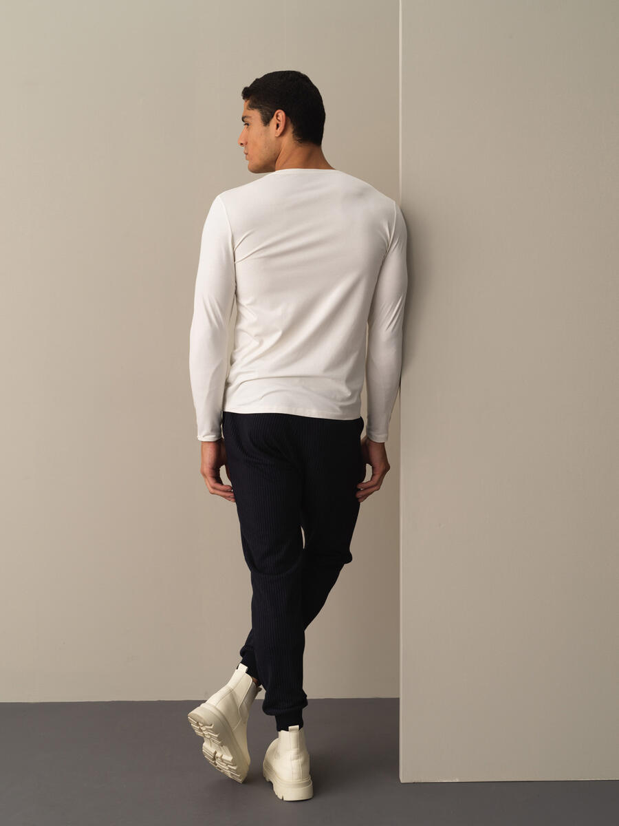 Beyaz Modal Dokulu Modal Basic Tişört - 4