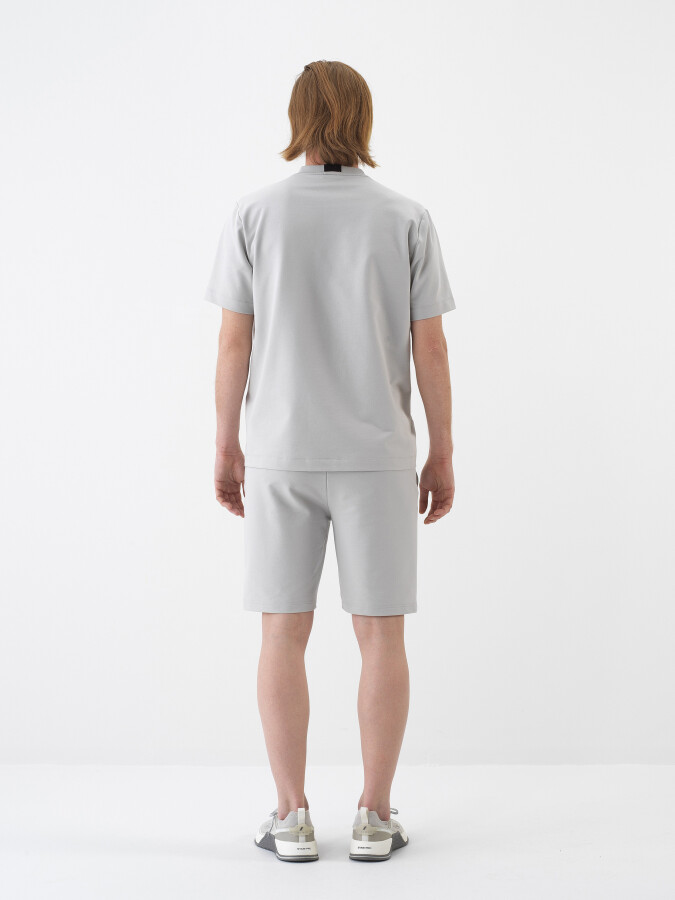 Gri Pamuk Dokulu Regular Fit Tişört - 5