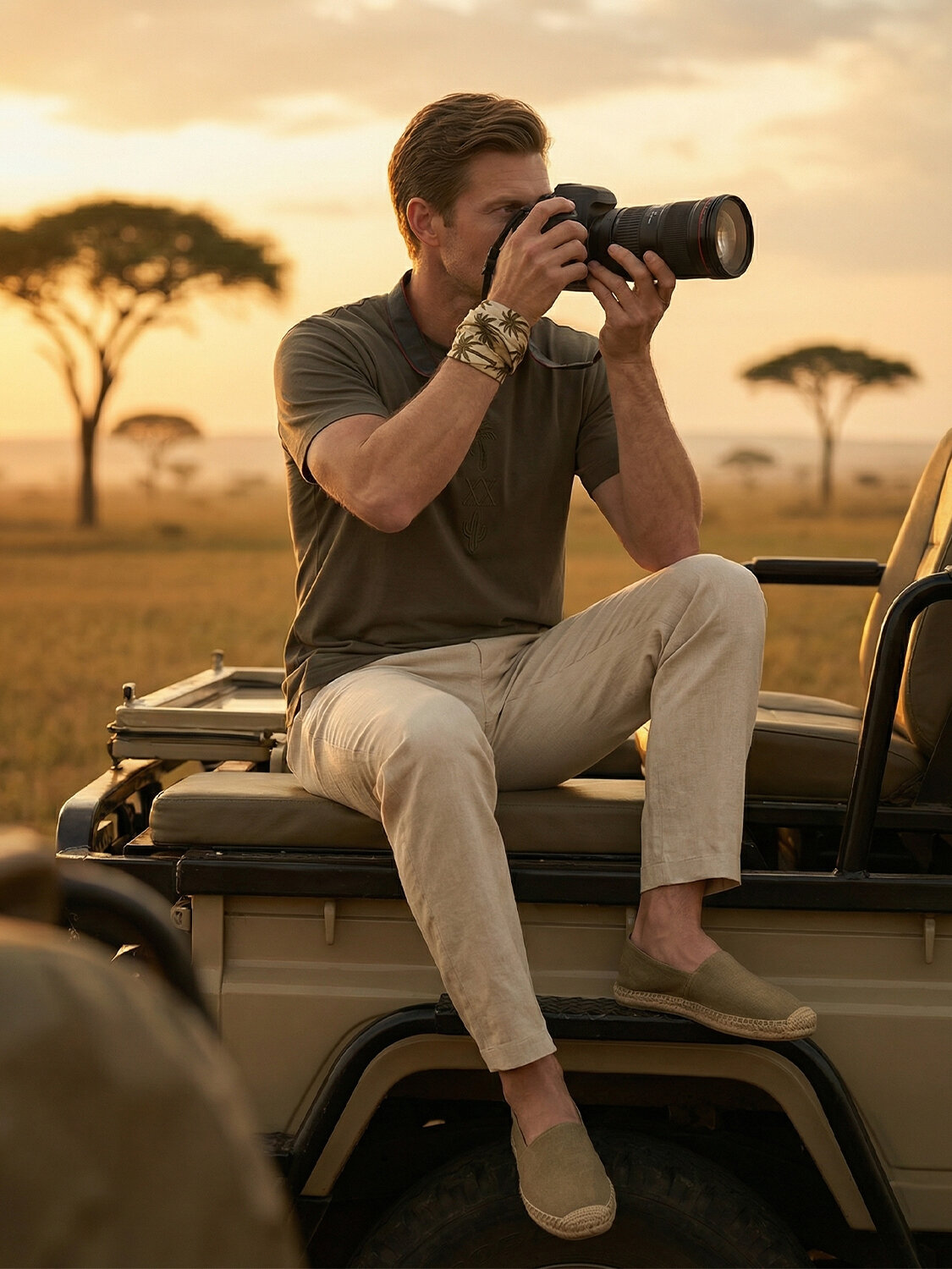 Haki Pamuk Dokulu Regular Fit Tişört