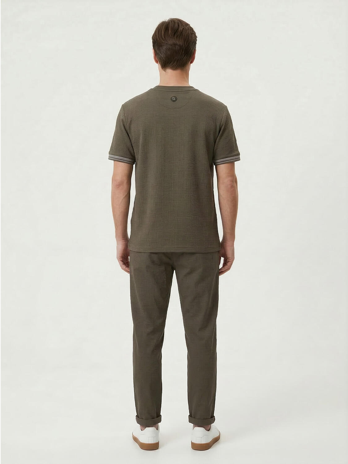 Haki Pamuk Dokulu Regular Fit Tişört - 4