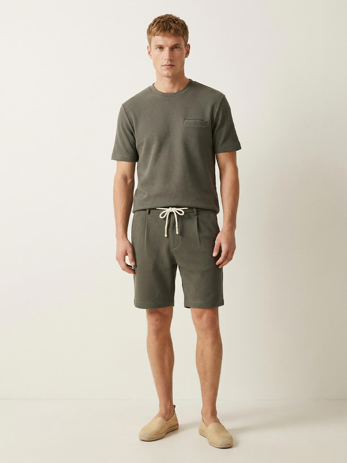 Haki Pamuk Dokulu Regular Fit Tişört - 2