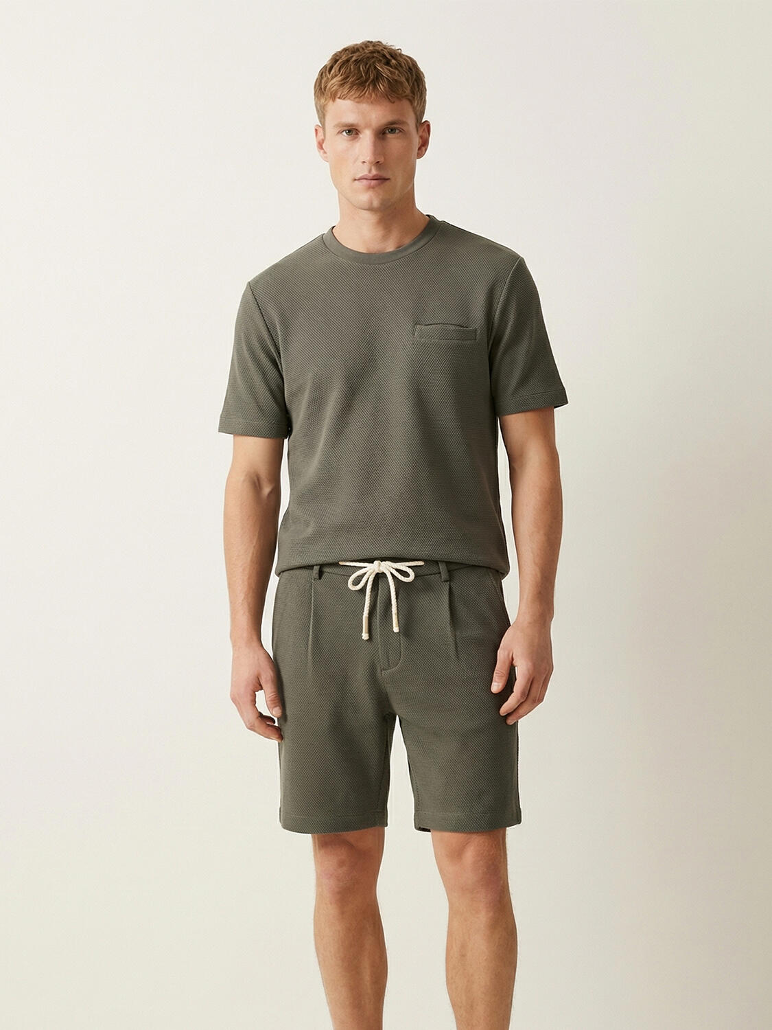 Haki Pamuk Dokulu Regular Fit Tişört - 4