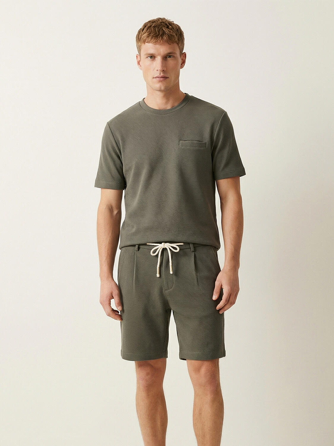 Haki Pamuk Dokulu Regular Fit Tişört - 1