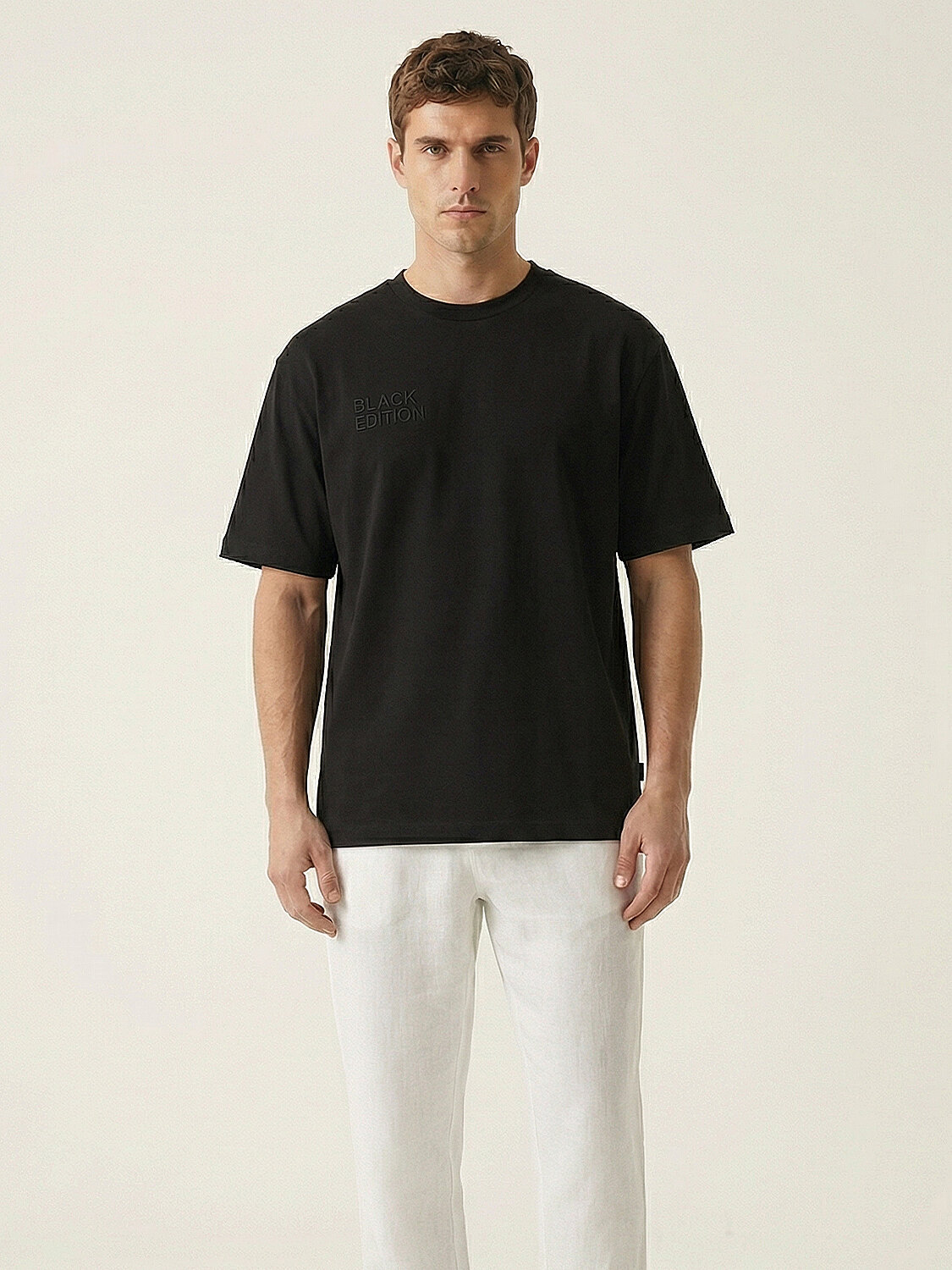 Siyah Pamuk Dokulu Oversize Tişört - 1