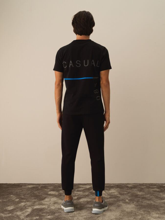 Siyah Pamuk Dokulu Regular Fit Tişört - Xint