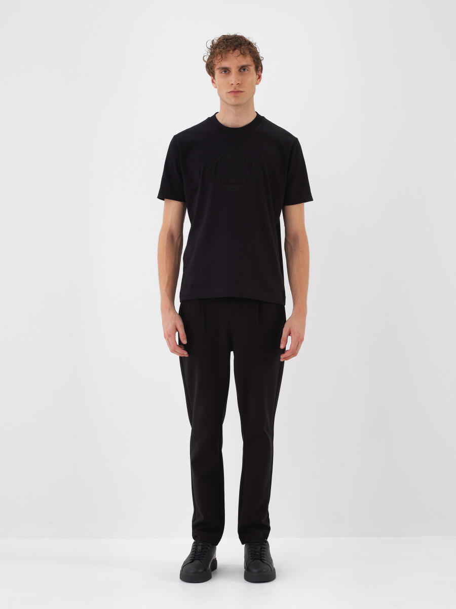 Siyah Pamuk Dokulu Regular Fit Tişört