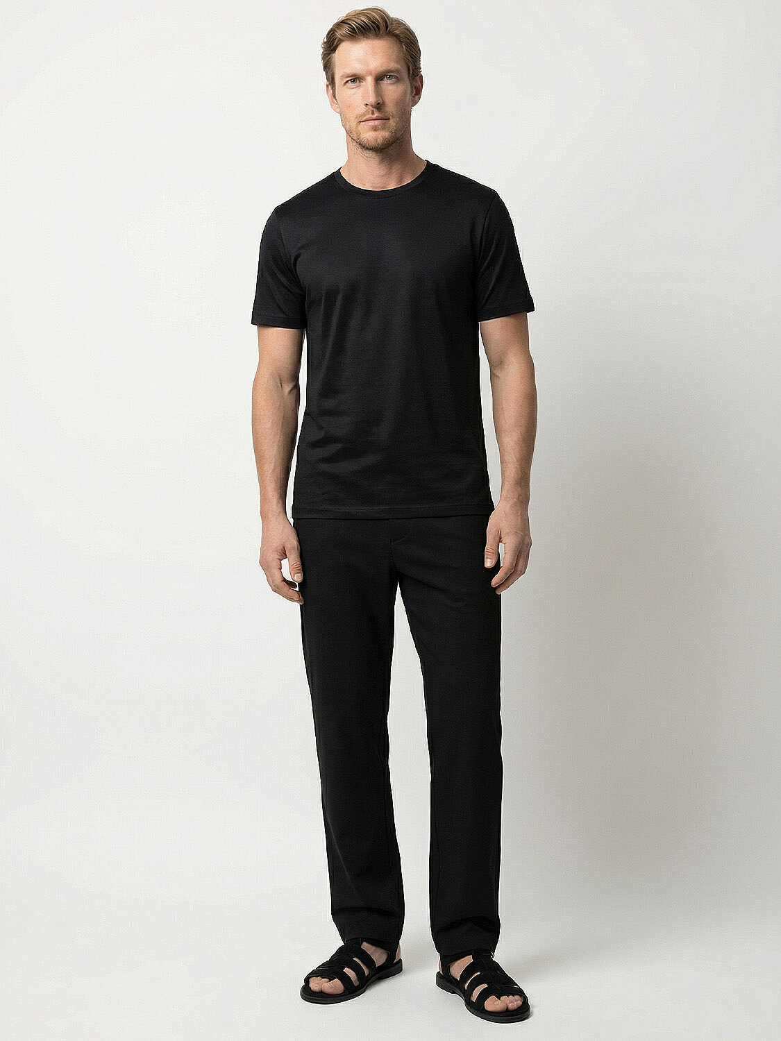 Siyah Pamuk Dokulu Regular Fit Tişört (1)