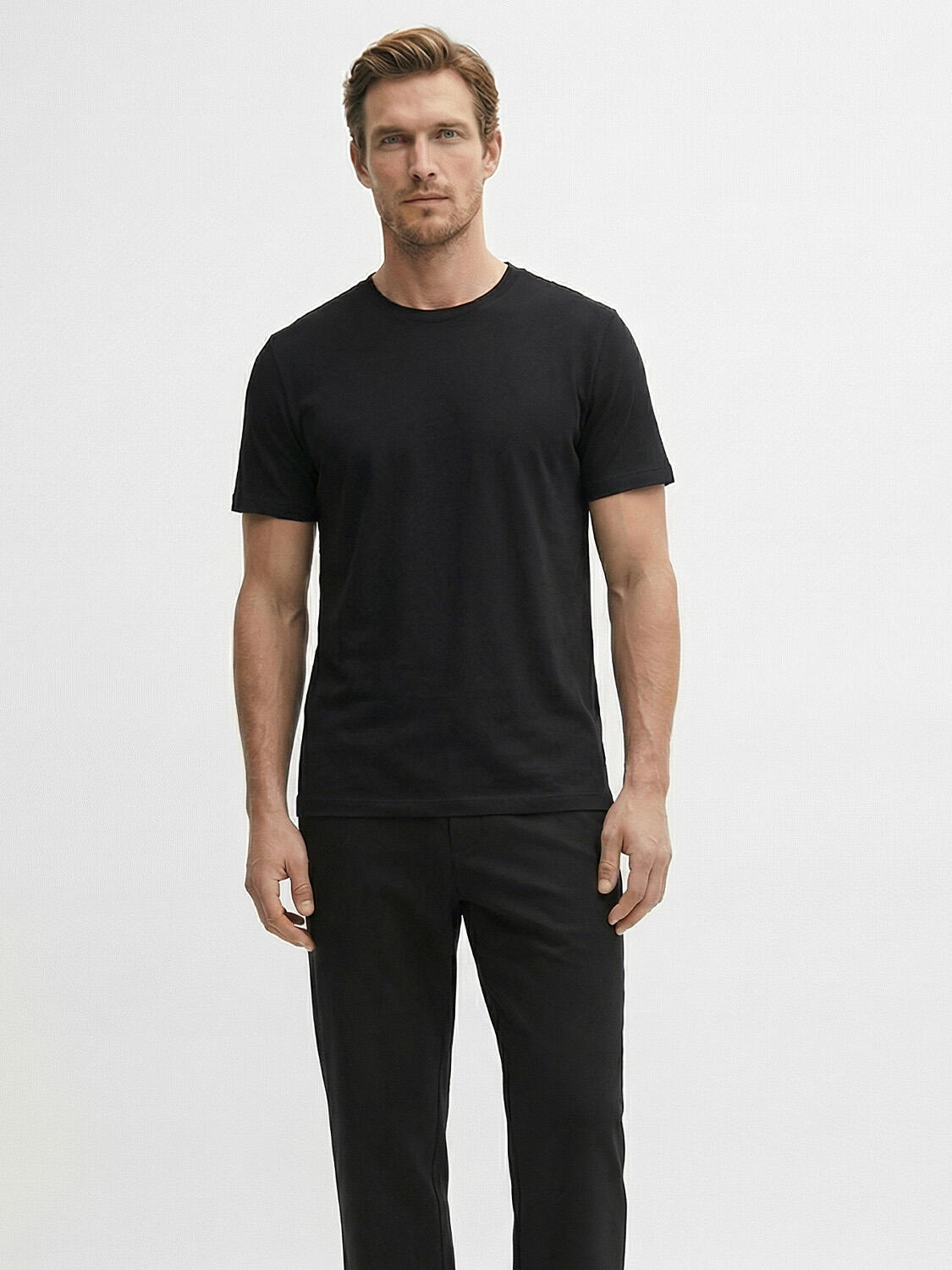 Siyah Pamuk Dokulu Regular Fit Tişört - 1