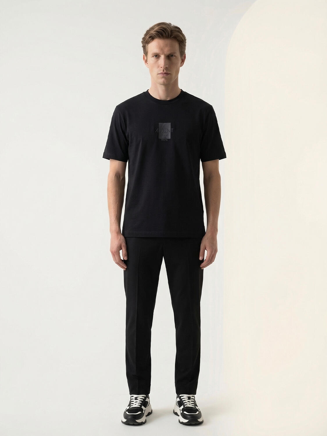 Siyah Pamuk Dokulu Regular Fit Tişört - 4