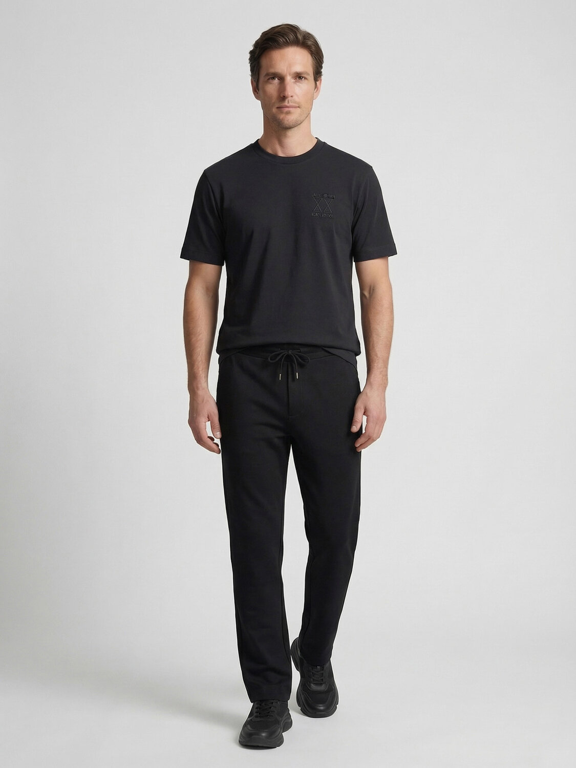 Siyah Pamuk Dokulu Regular Fit Tişört (1)