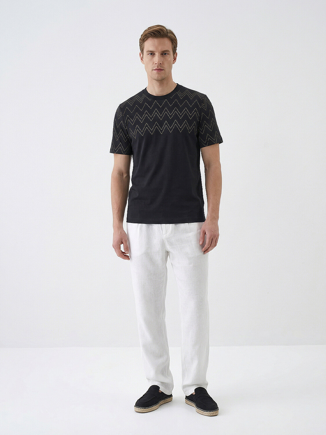 Siyah Pamuk Dokulu Regular Fit Tişört - 2