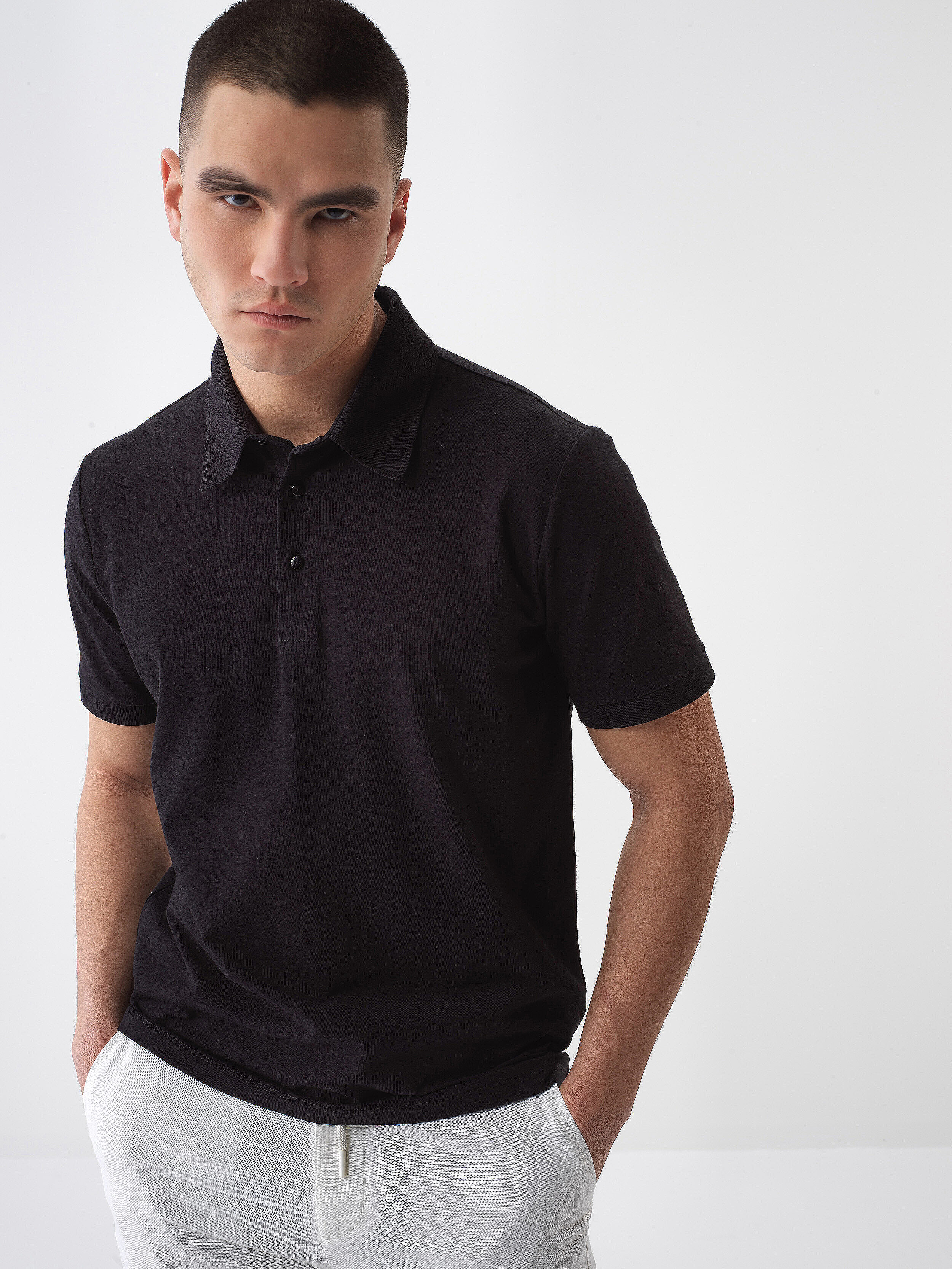Siyah Pamuk Dokulu Slim Fit Tişört - 1