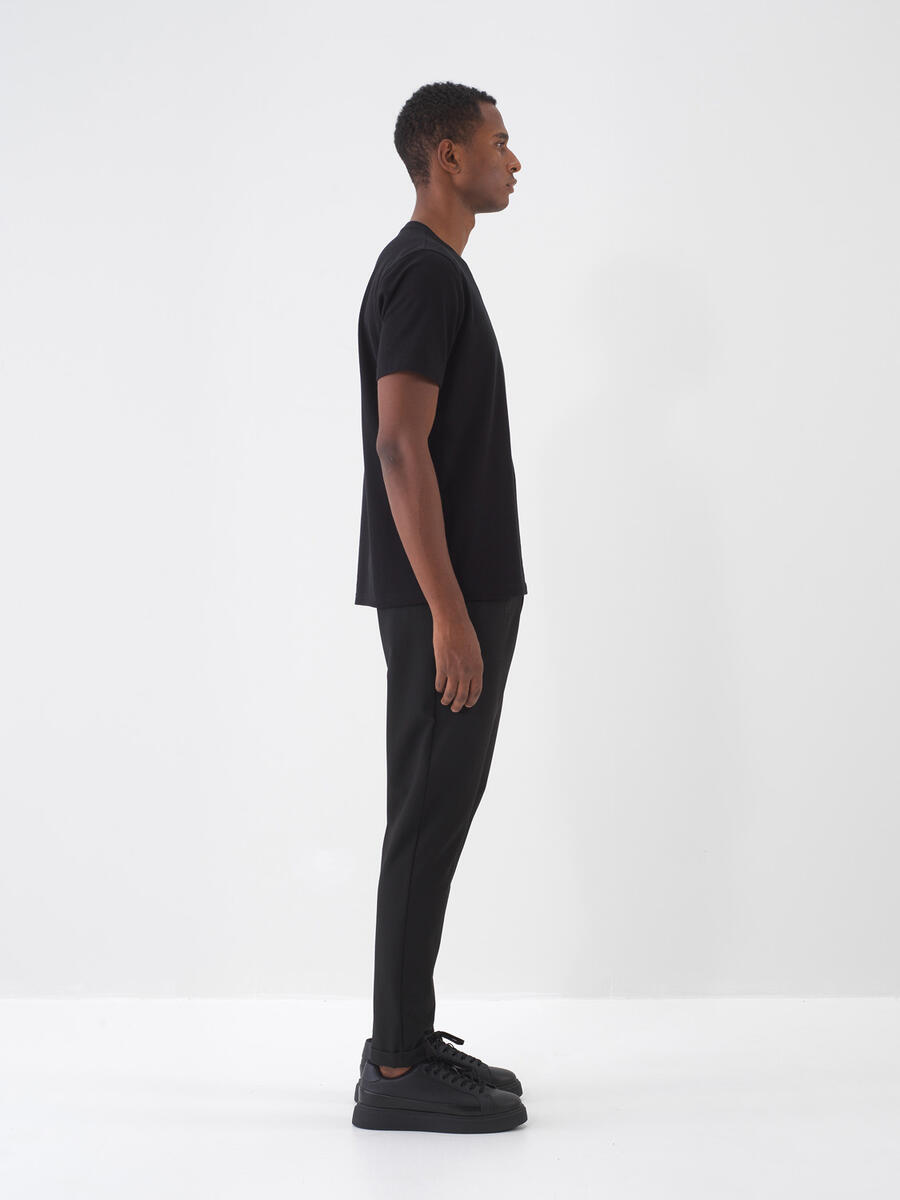 Siyah Pamuk Dokulu Regular Fit Tişört - 4
