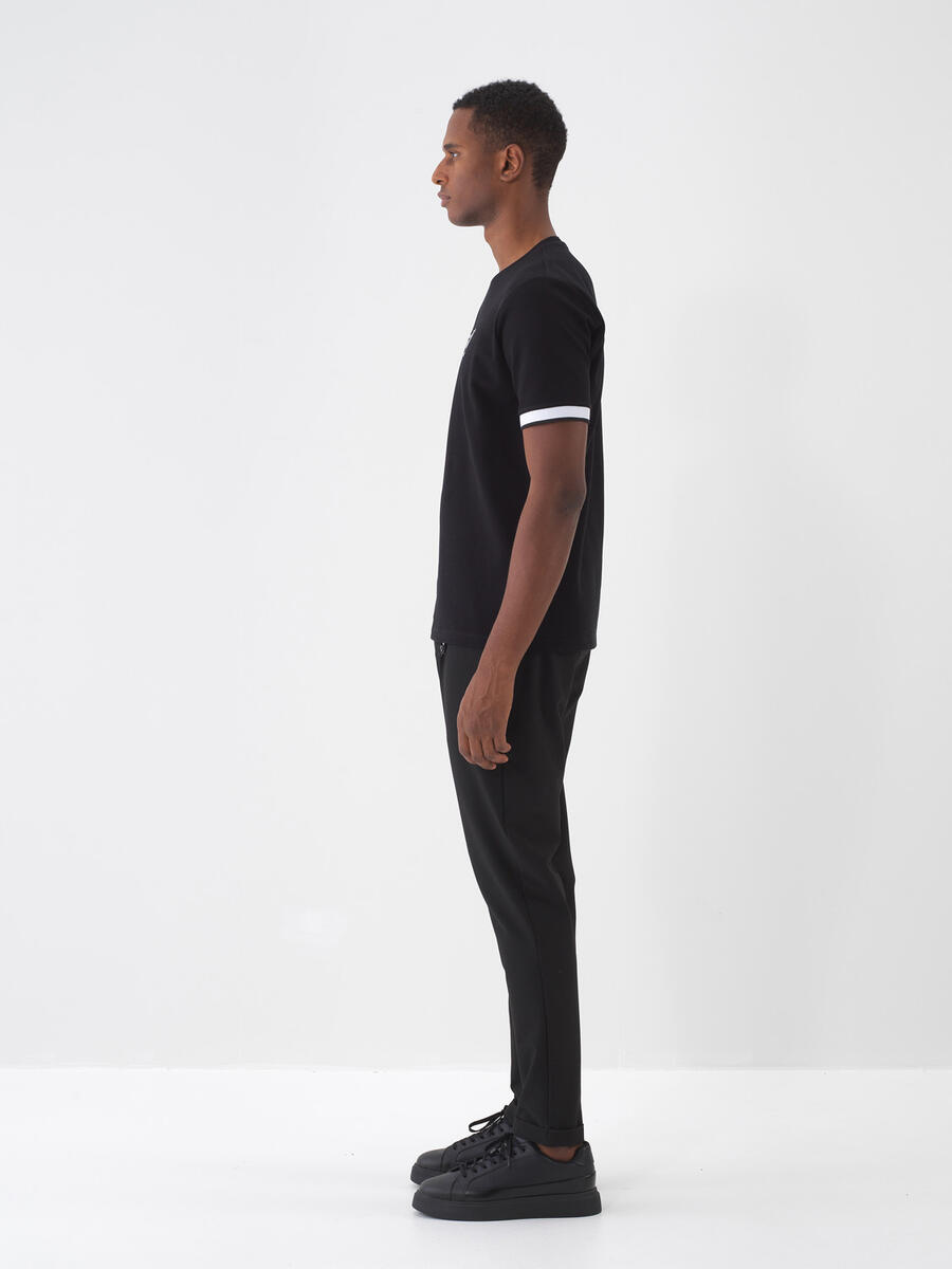 Siyah Pamuk Dokulu Regular Fit Tişört - 4